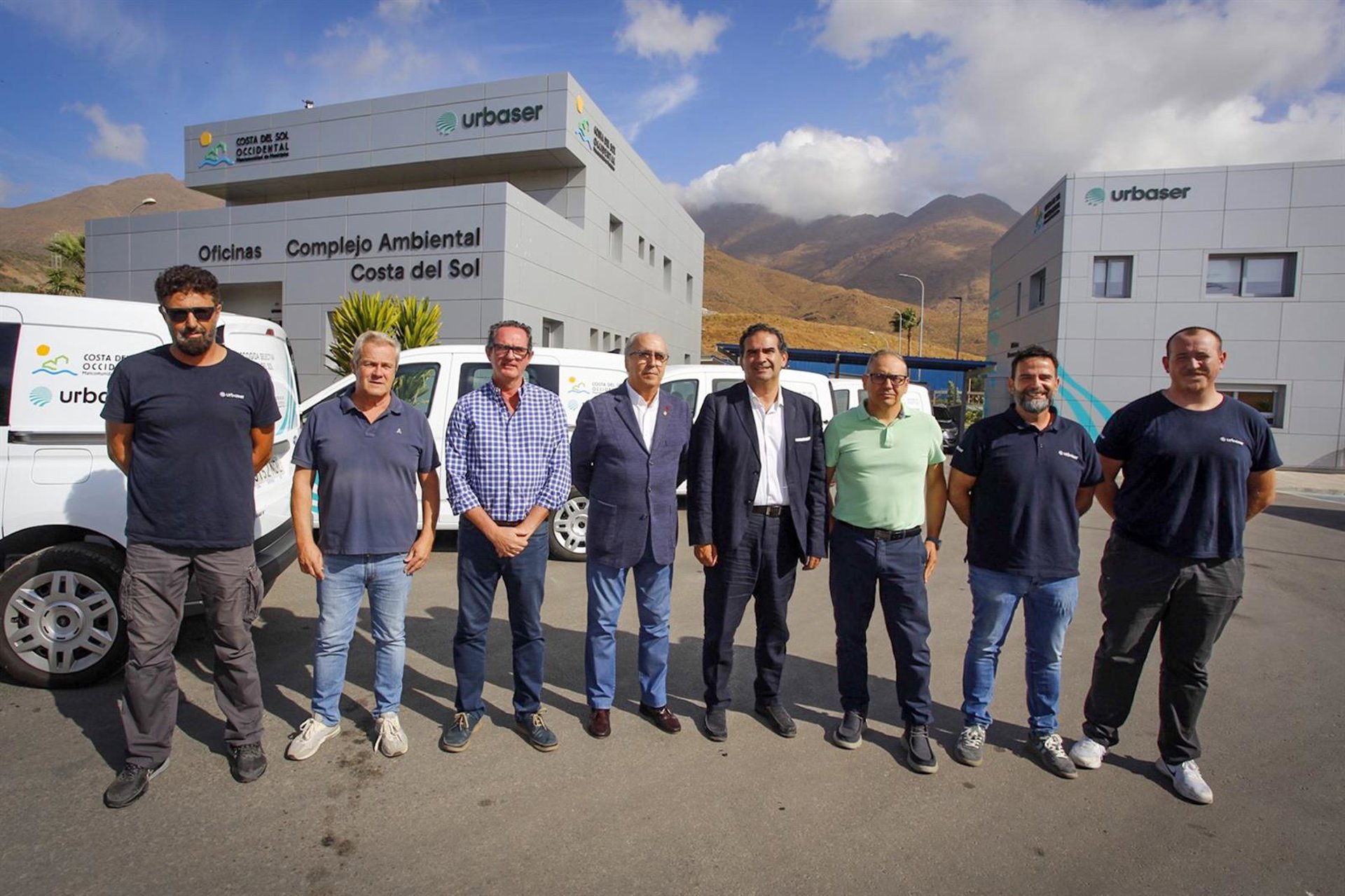 La Mancomunidad Occidental recibe vehículos sostenibles para la recogida de residuos