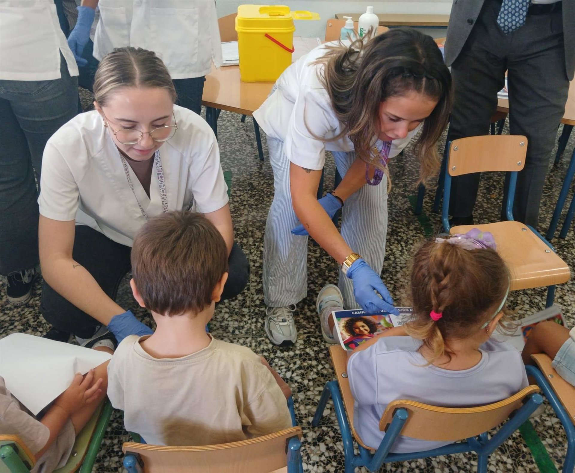 Más de 12.000 niños podrán recibir la vacuna antigripal esta campaña 2025-2026 en centros escolares de Málaga