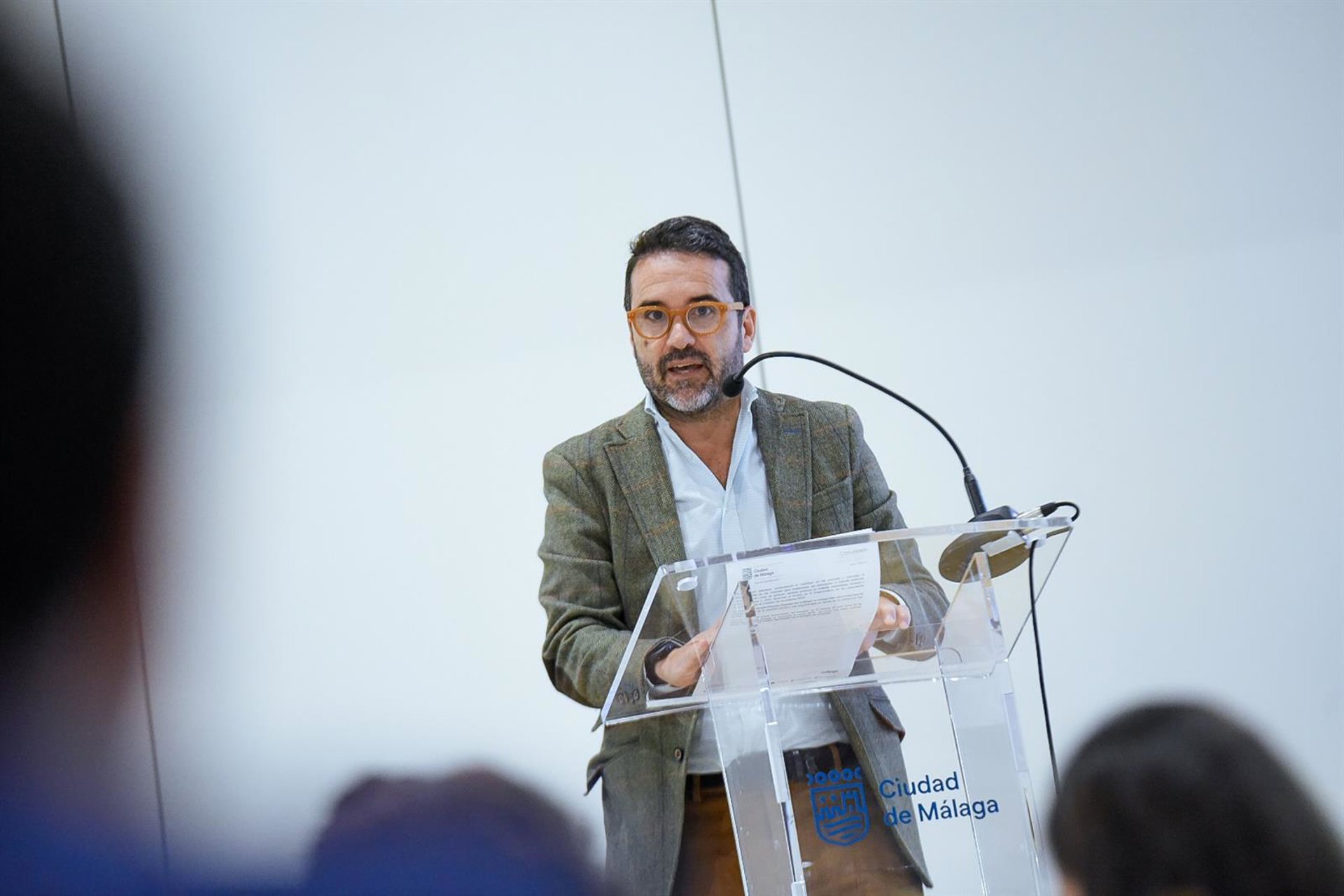 Un juzgado archiva la causa de malos tratos contra el edil de Turismo de Málaga