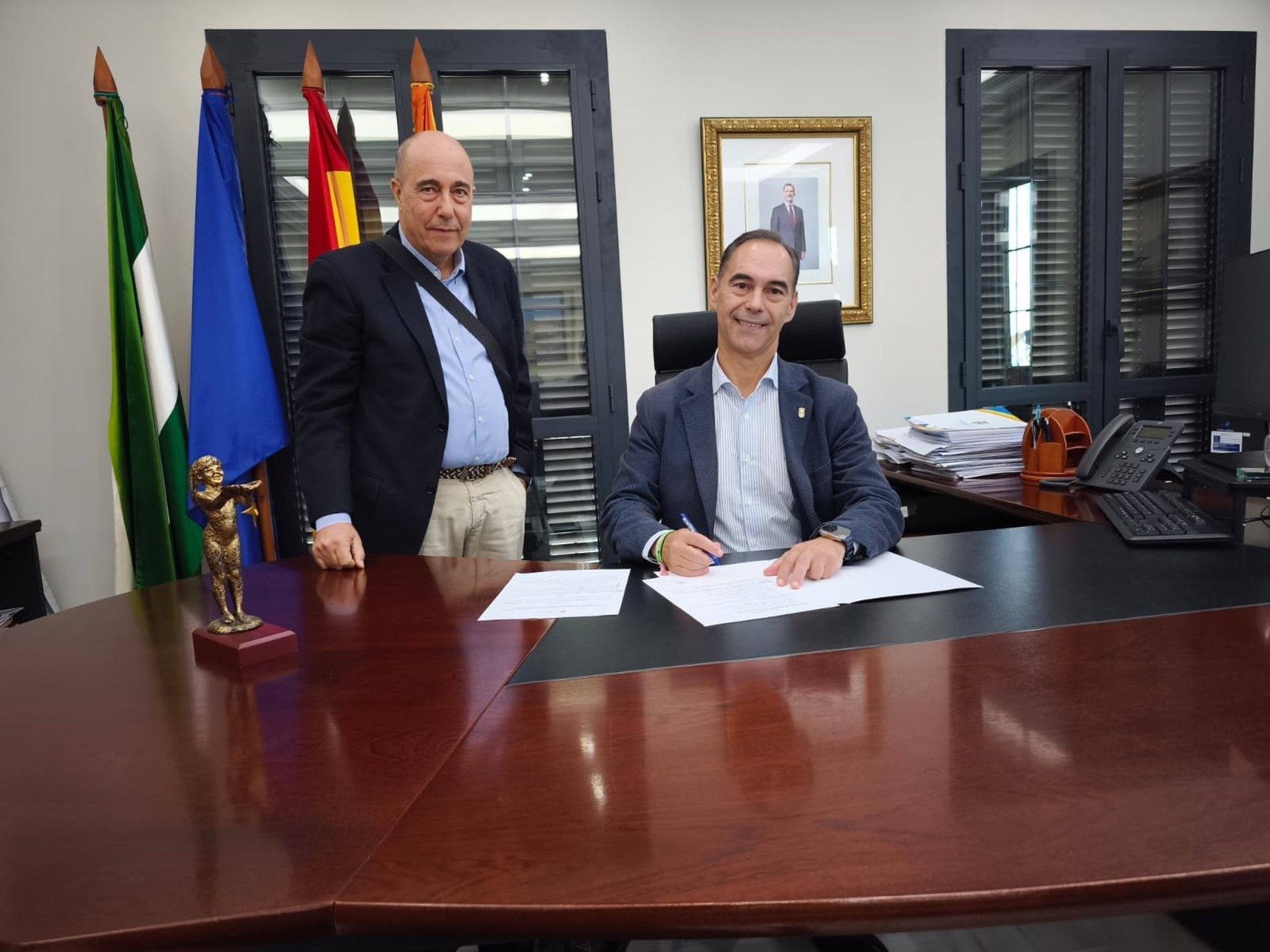Ayuntamiento de Benalmádena firma un convenio para mejorar las Colecciones Botánicas del Parque de la Paloma