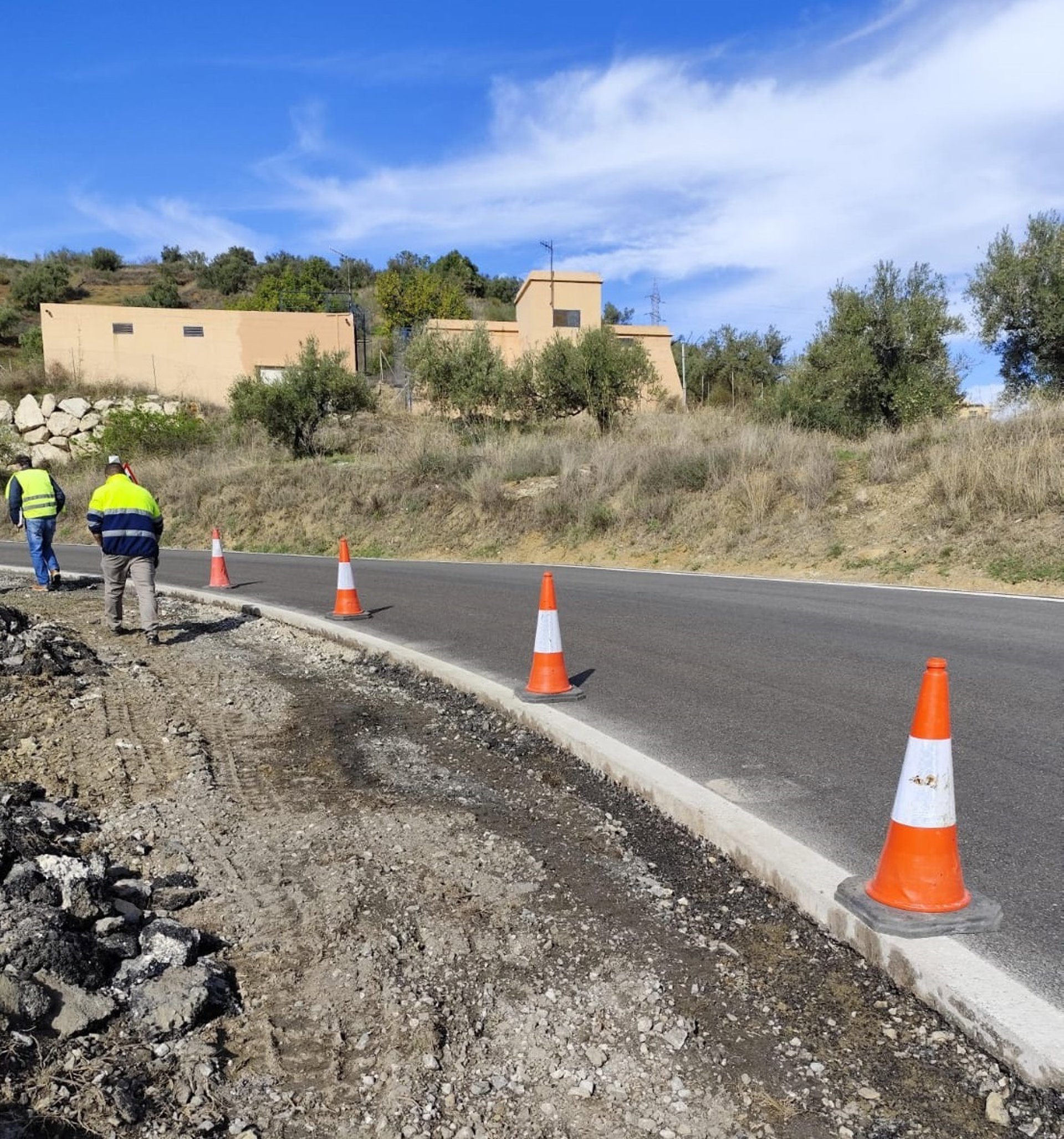 Comienzan en Rincón de la Victoria las obras del nuevo tramo de acerado entre Benagalbón y calle La Loma