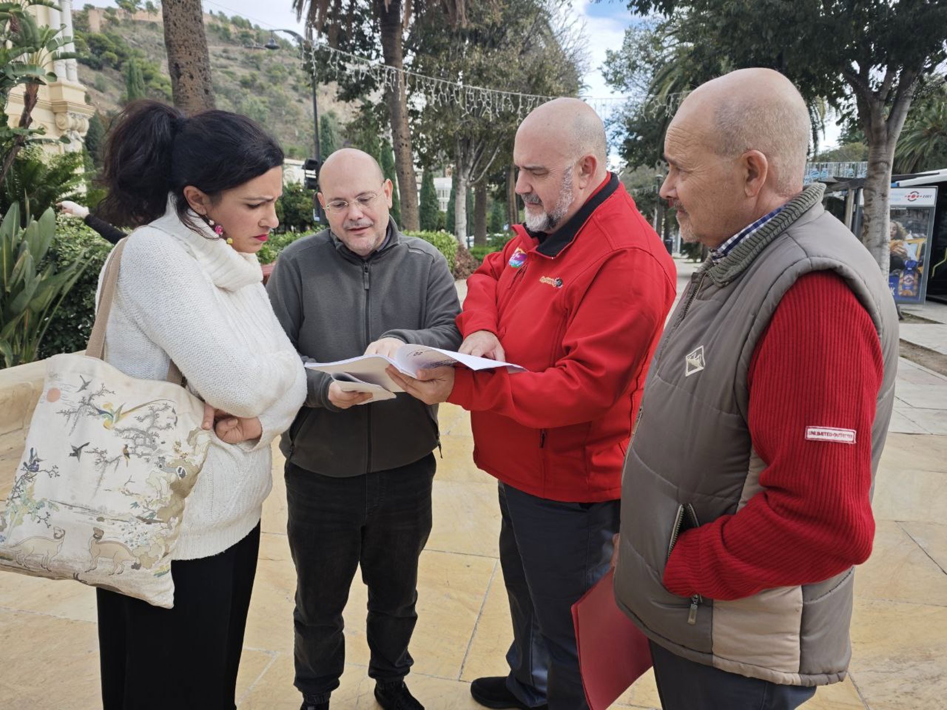 Con Málaga propondrá en el pleno un plan de refuerzo de la flota de la Empresa Municipal de Transportes