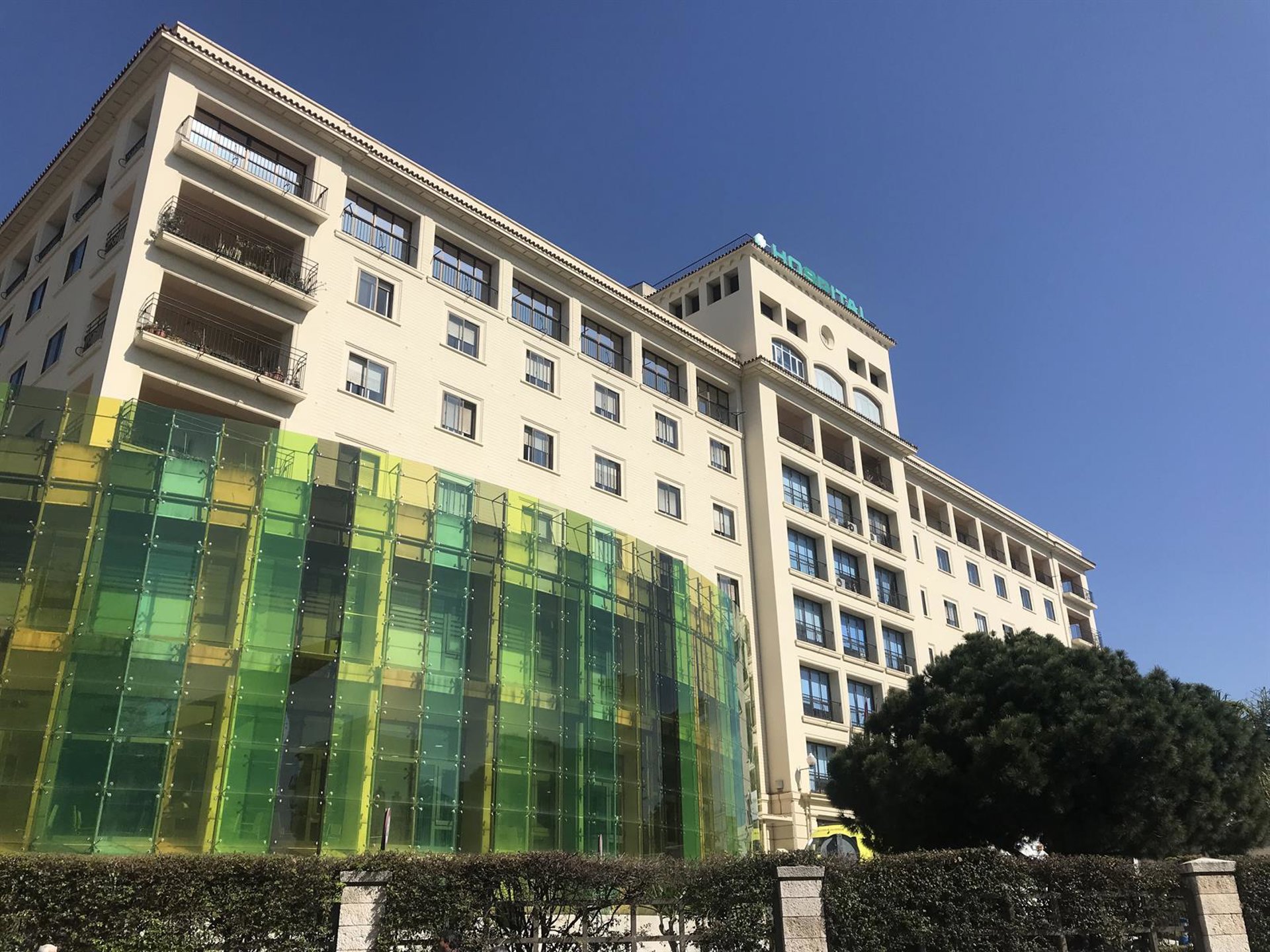 El Hospital Regional de Málaga refuerza su personal para atender el incremento de biopsias