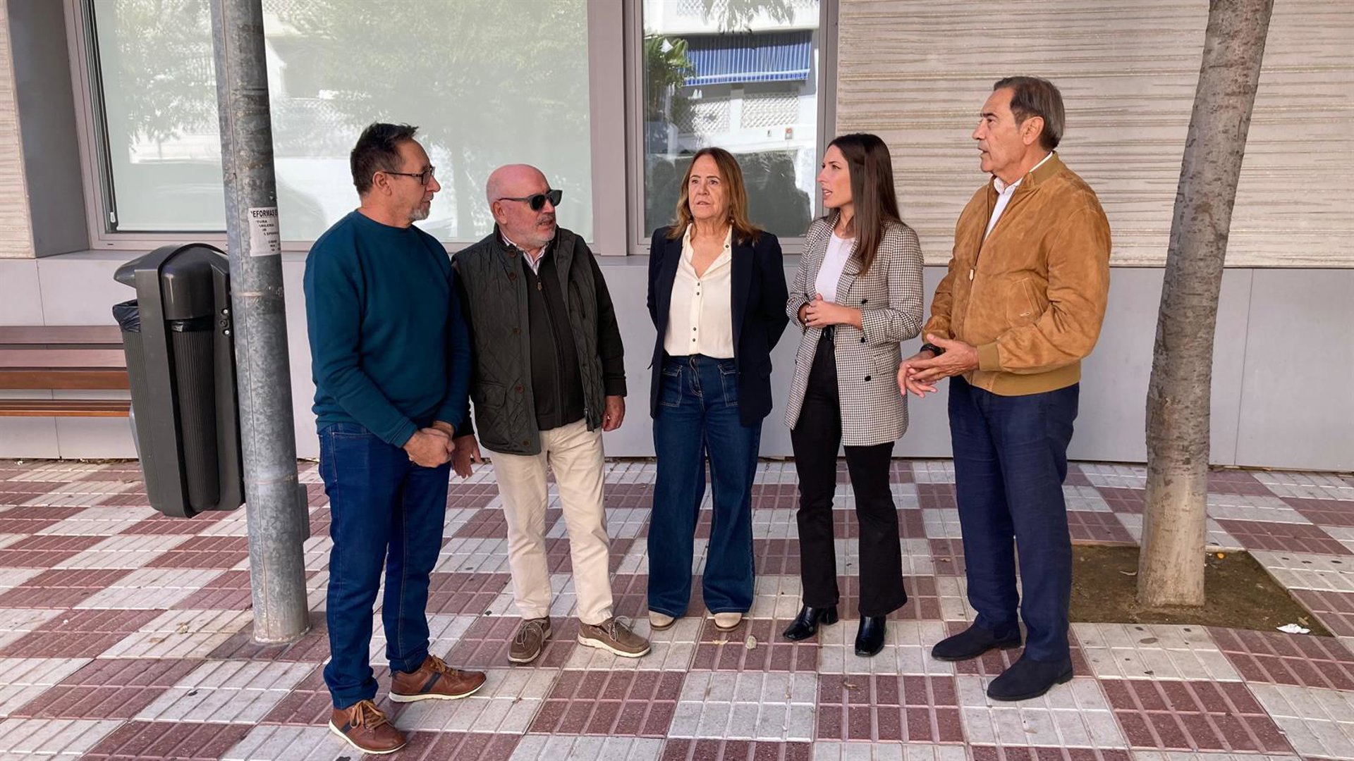 El PSOE critica "el abandono" a las mujeres en el cribado de cáncer de mama y llama a la movilización
