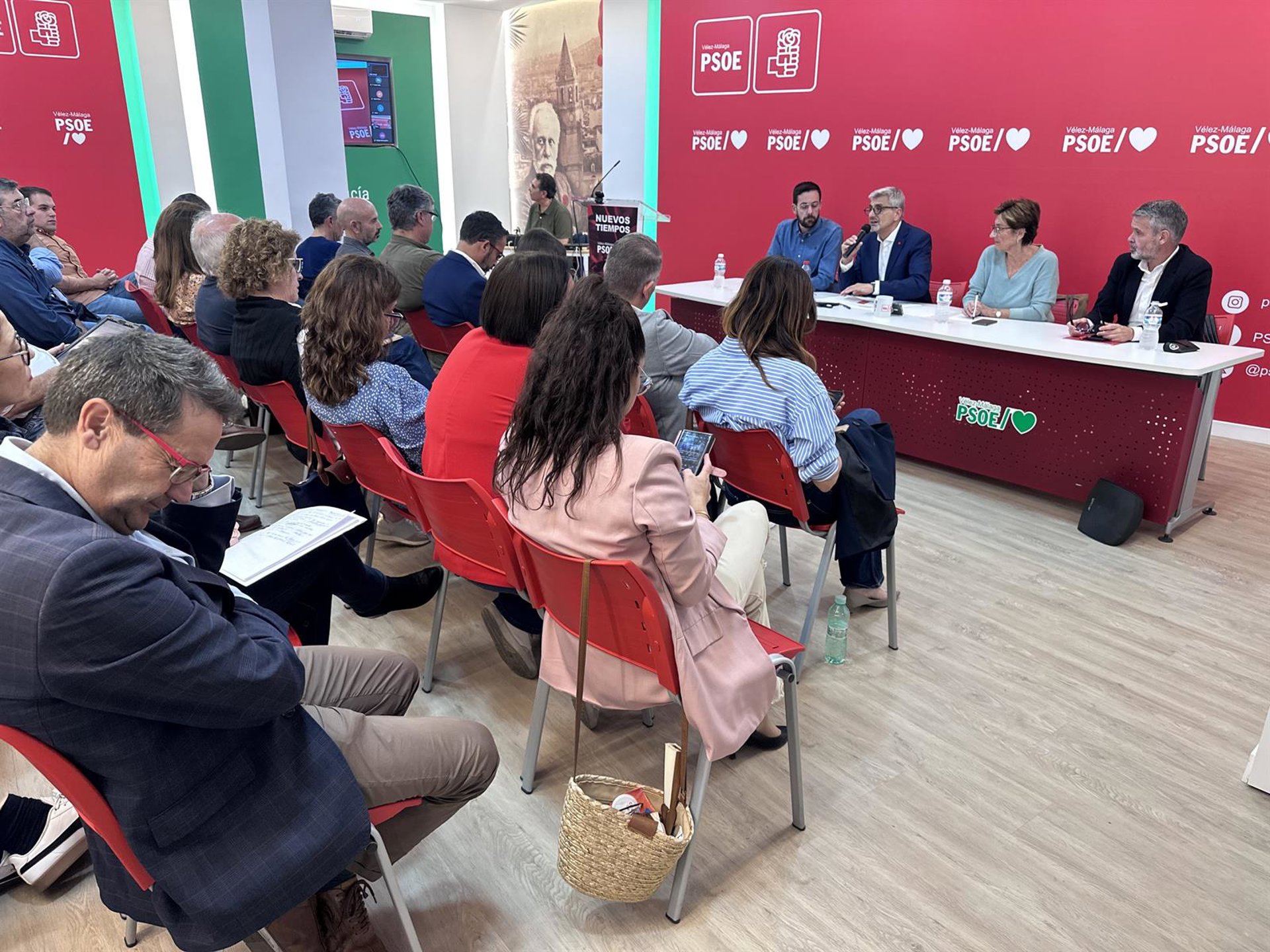 El PSOE propone un pacto provincial por la universidad pública