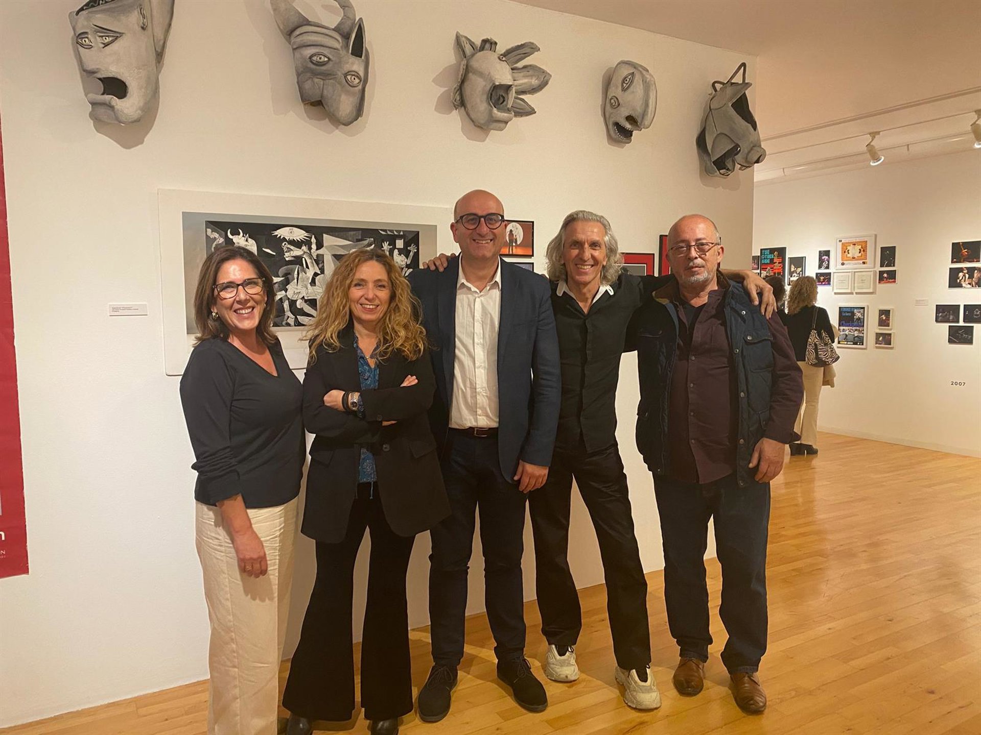 La compañía de danza de Fernando Hurtado celebra sus 25 años con una exposición en el MVA