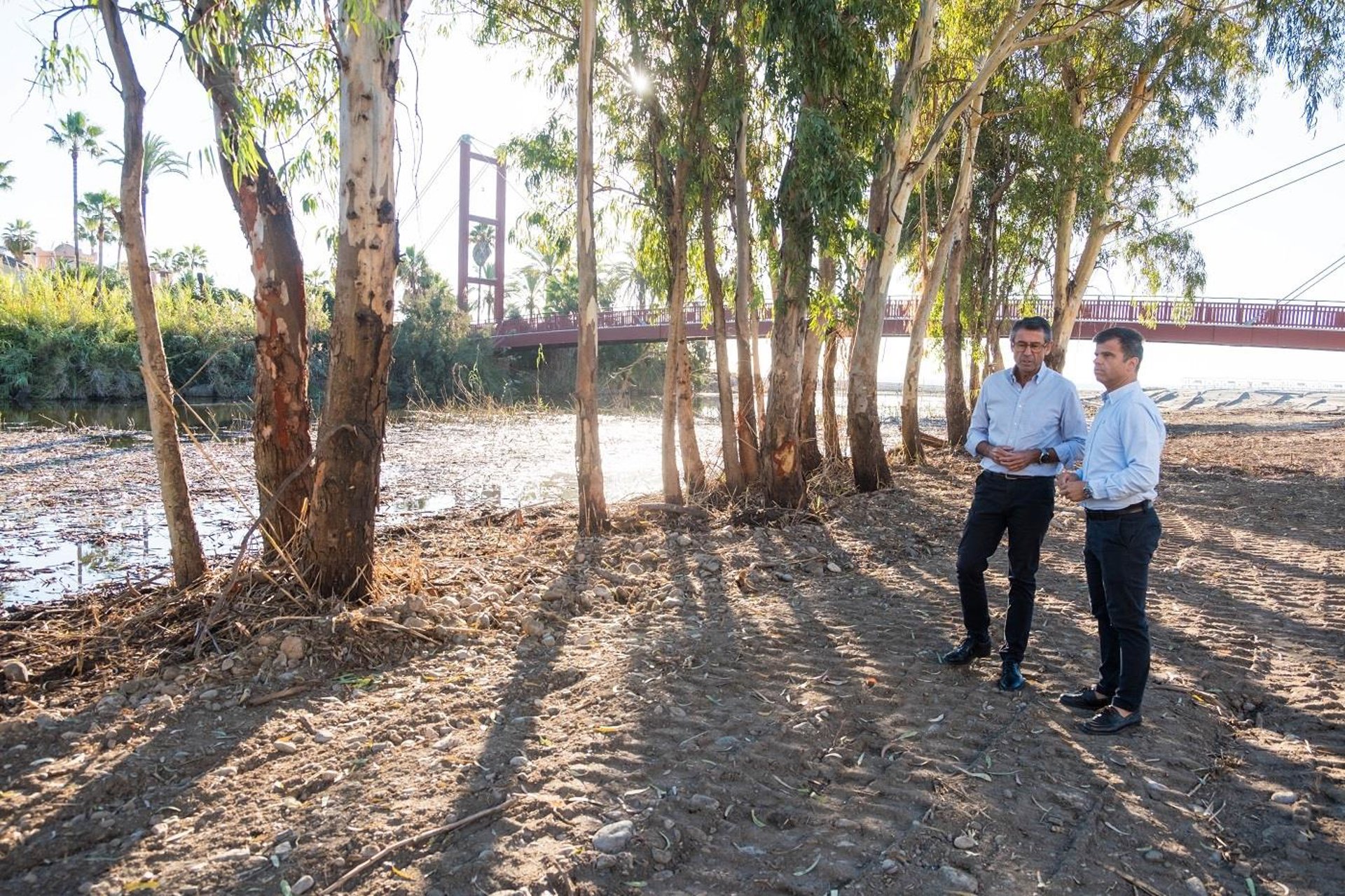 Marbella finaliza trabajos de limpieza y conservación en cauce de Río Verde para mejorar la seguridad hidráulica