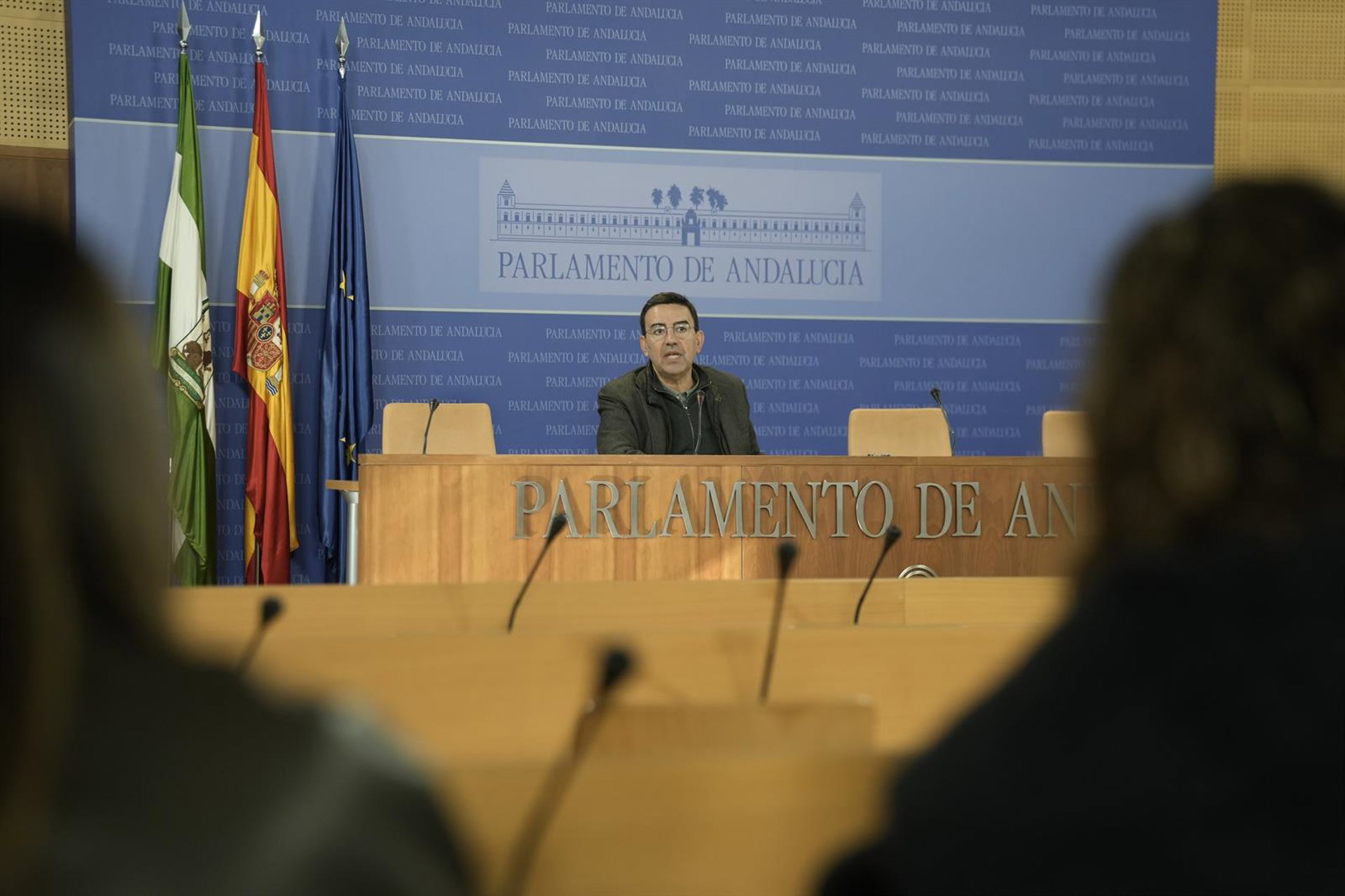 PSOE-A valora acceso al expediente de García Caparrós, frente a intento de Moreno de "torpedearlo"