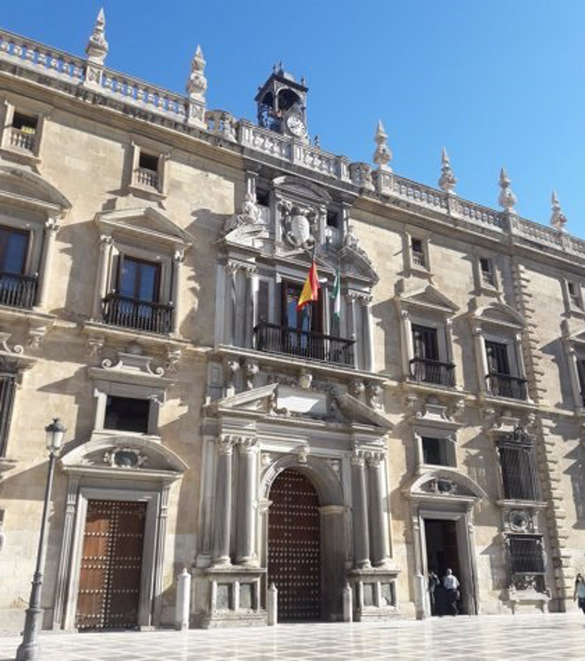 Rebajan a casi cuatro años la pena a un hombre por intentar violar a su amiga en casa de ella