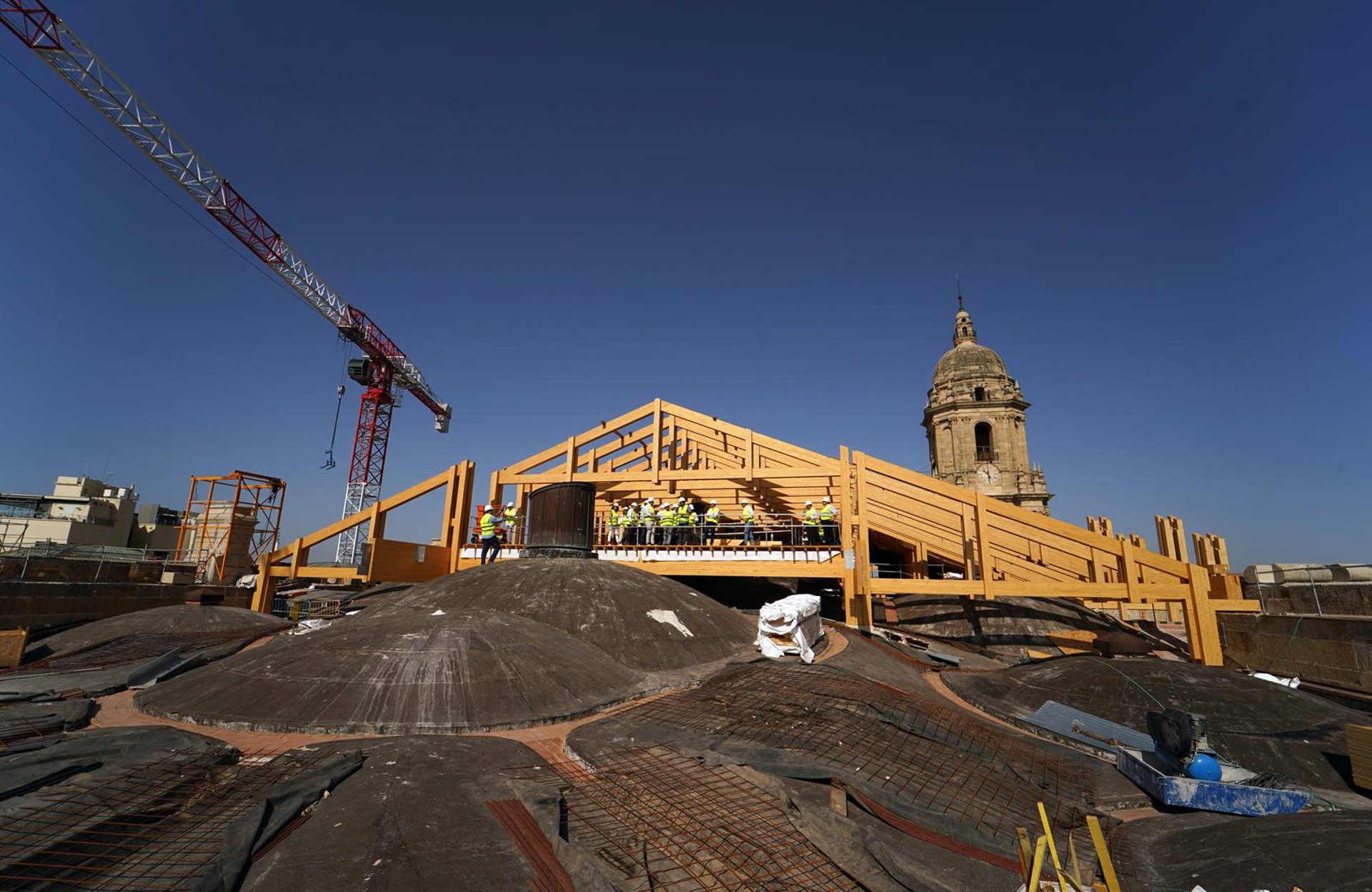 Avanzan las obras de la cubierta de la Catedral cuya finalización se posterga a mediados de 2027