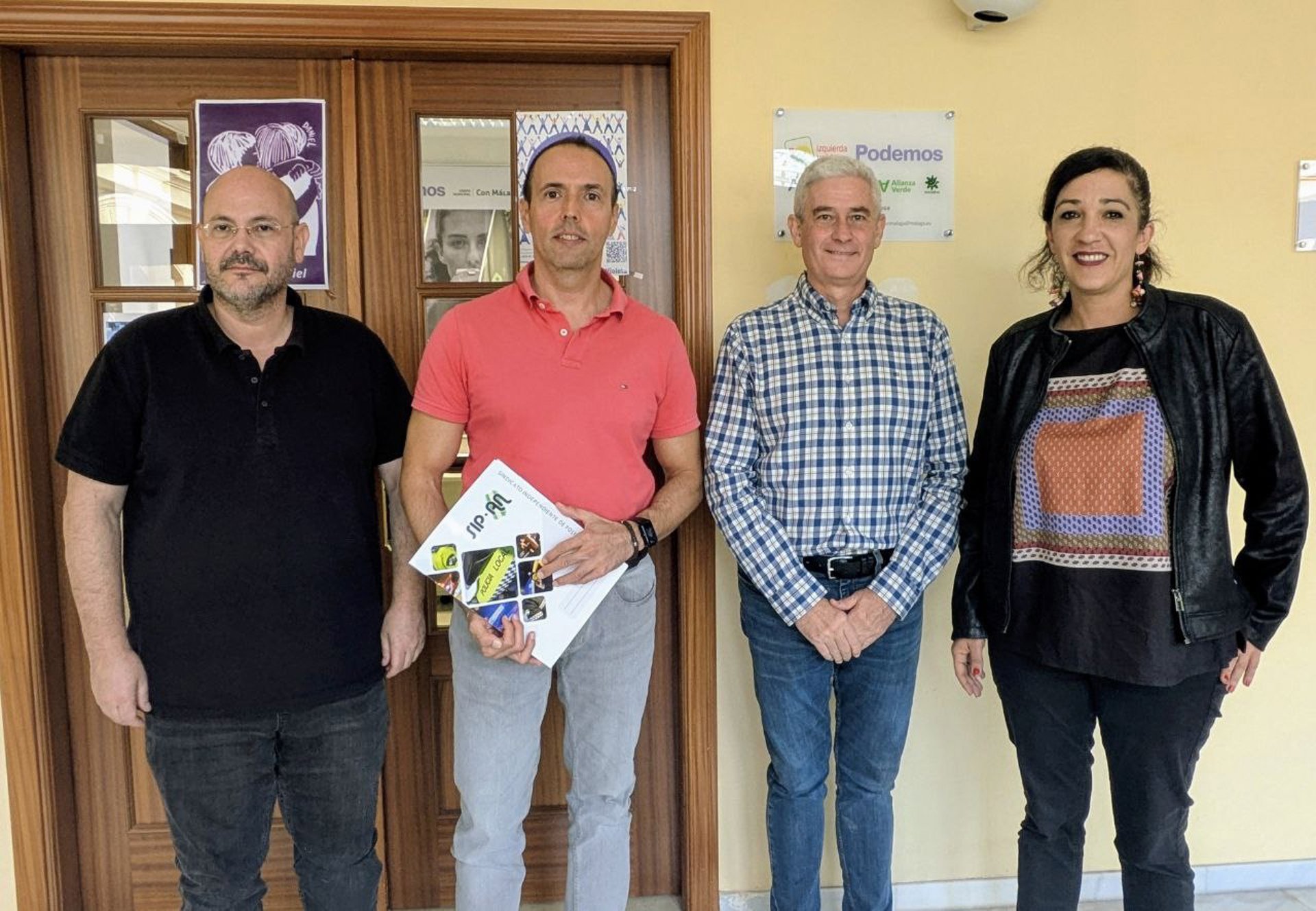 Con Málaga advierte de "falta de efectivos policiales" en distritos de la ciudad