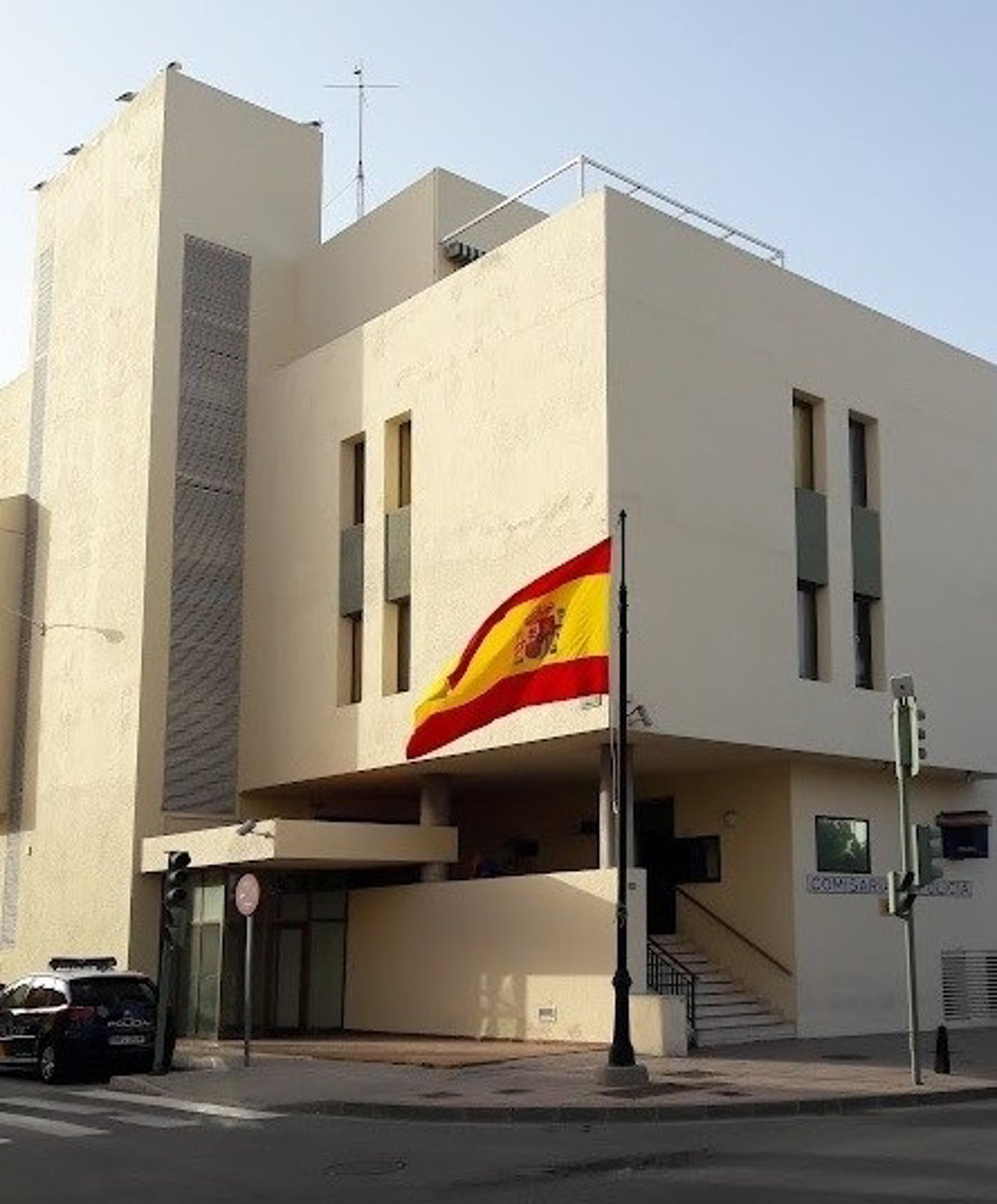 Detenido tras forzar la portería de un edificio y llevarse llaves para robar en pisos turísticos