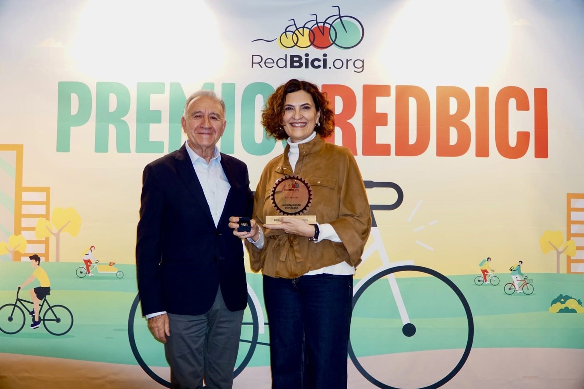 El Ayuntamiento de Málaga, reconocido en los premios que otorga la Red de Ciudades por la bicicleta