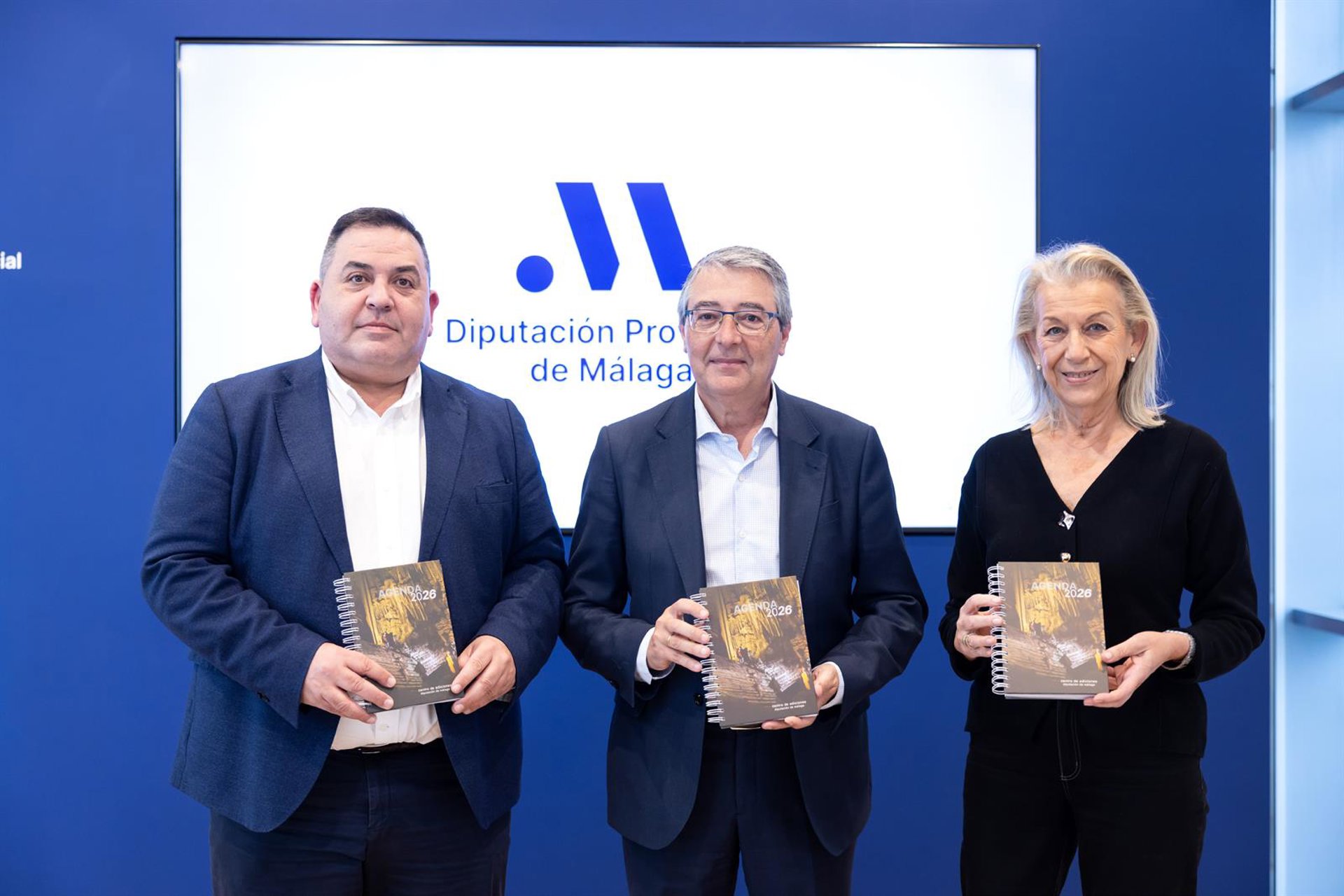 La Diputación edita su agenda 2026 con la Cueva de Nerja como protagonista