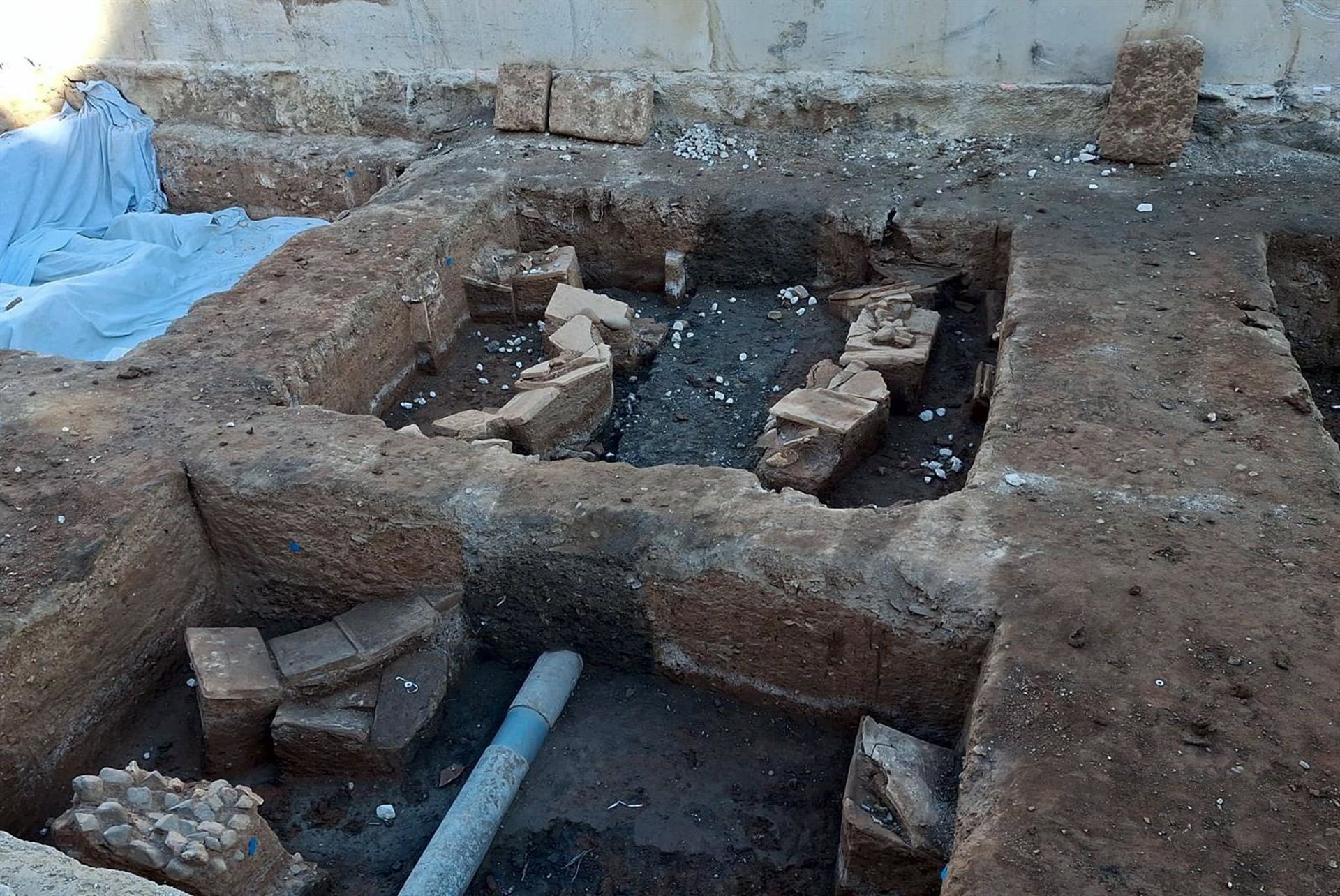 La Junta constata el hallazgo de una necrópolis romana del siglo II al IV en la obra del metro
