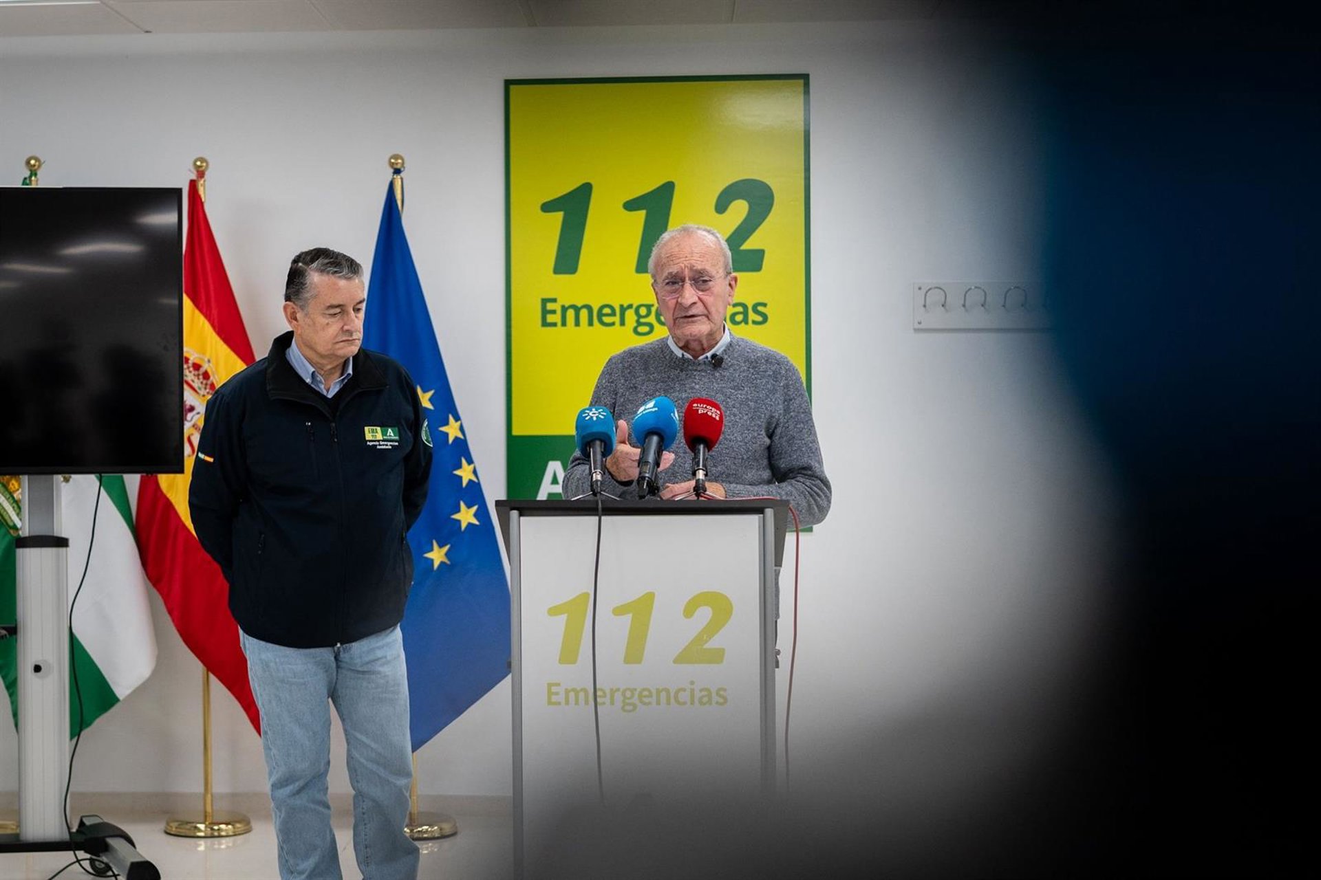 El Ayuntamiento de Málaga atiende una decena de incidencias por lluvia y viento por la borrasca Francis