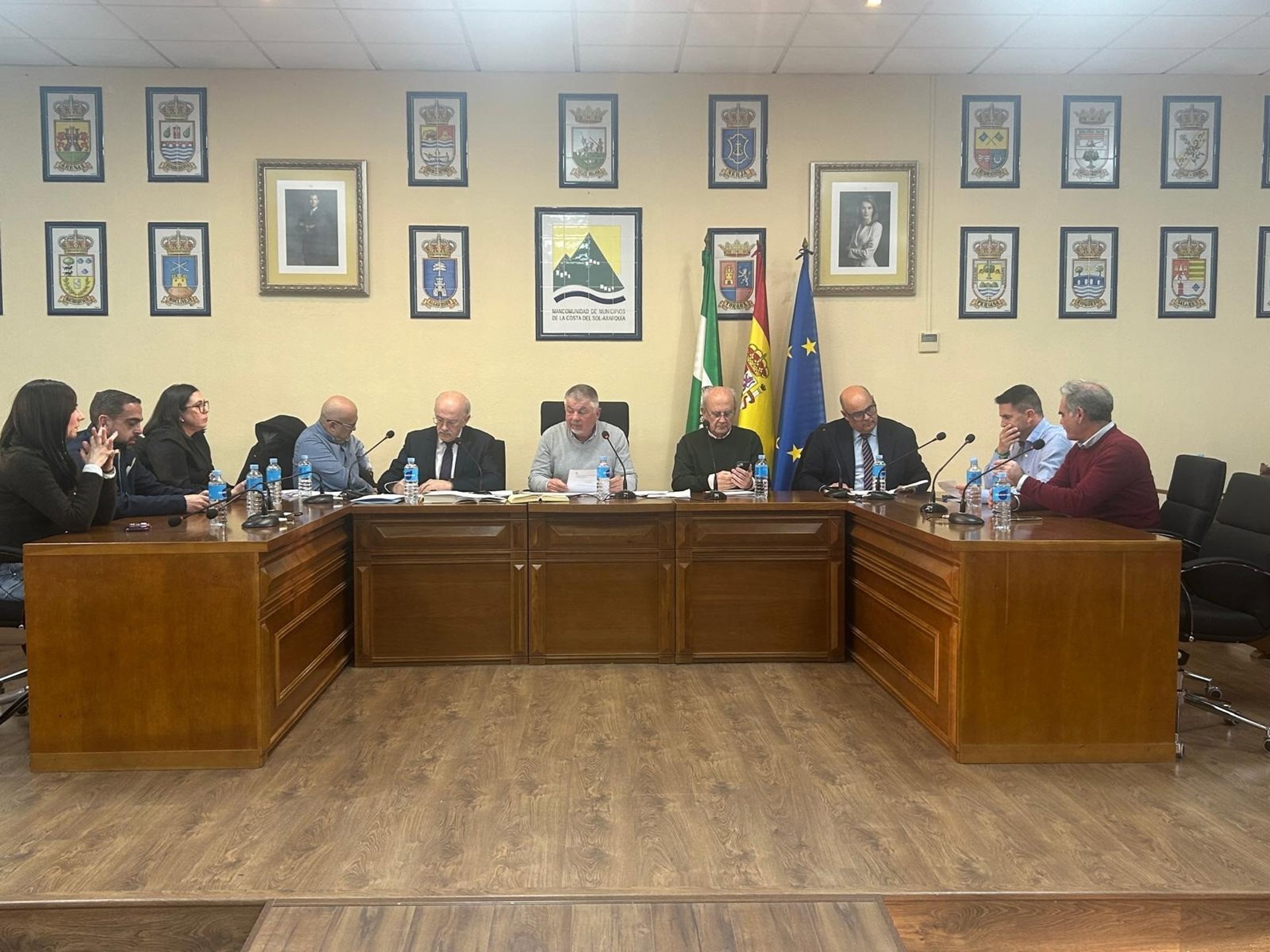 Mancomunidad Axarquía insta a administraciones a realizar mejoras de la movilidad y el suministro eléctrico