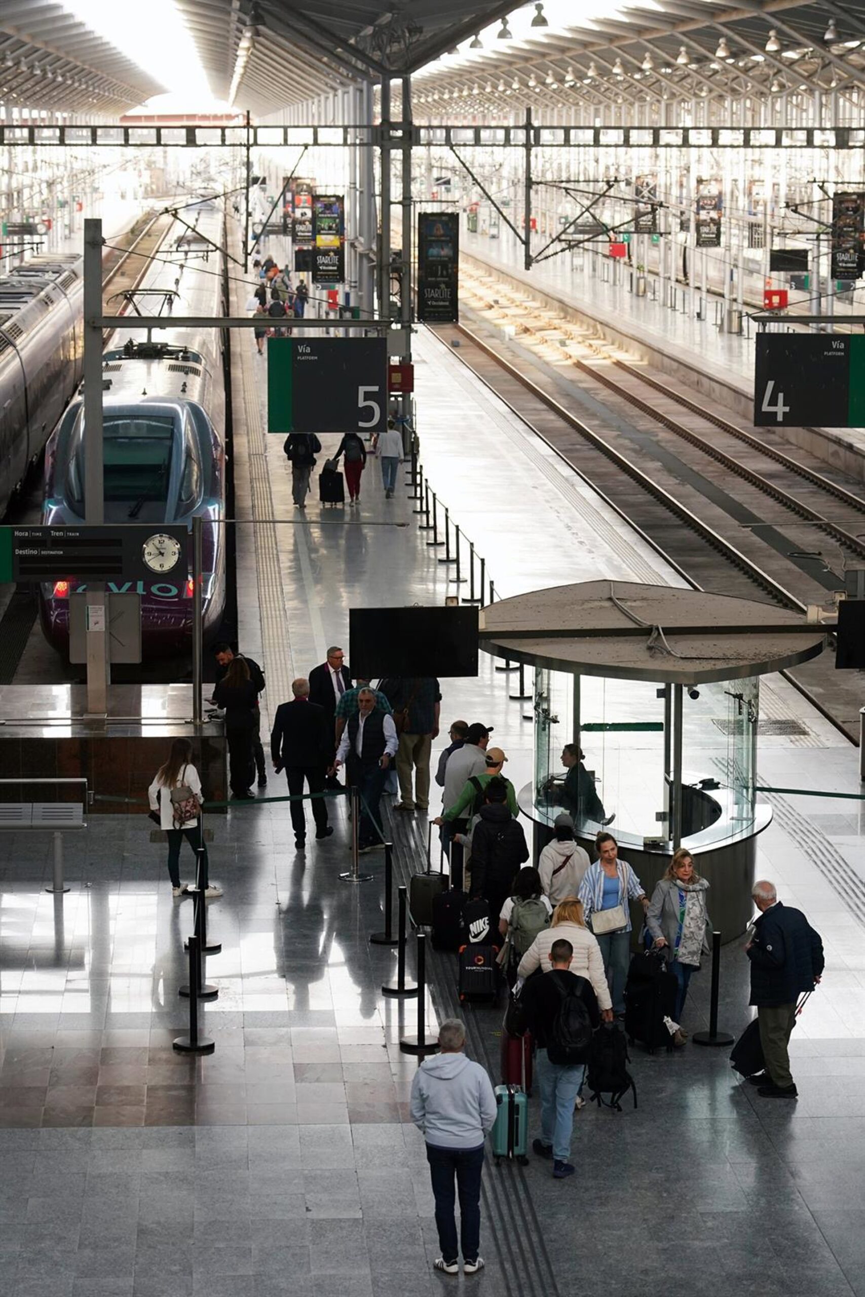Renfe dobla la capacidad de un Avlo por día para atender a viajeros afectados por cancelaciones de Ouigo