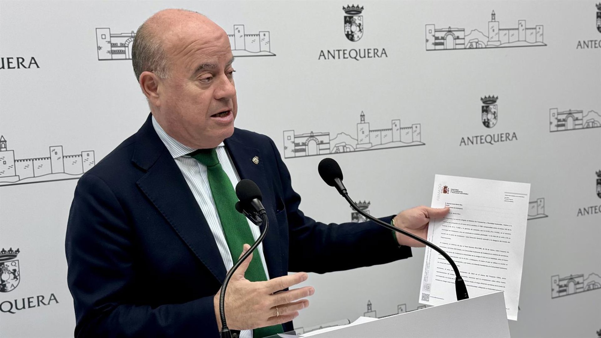 Antequera critica "la falta de actuación" del Gobierno en infraestructuras estatales en la ciudad
