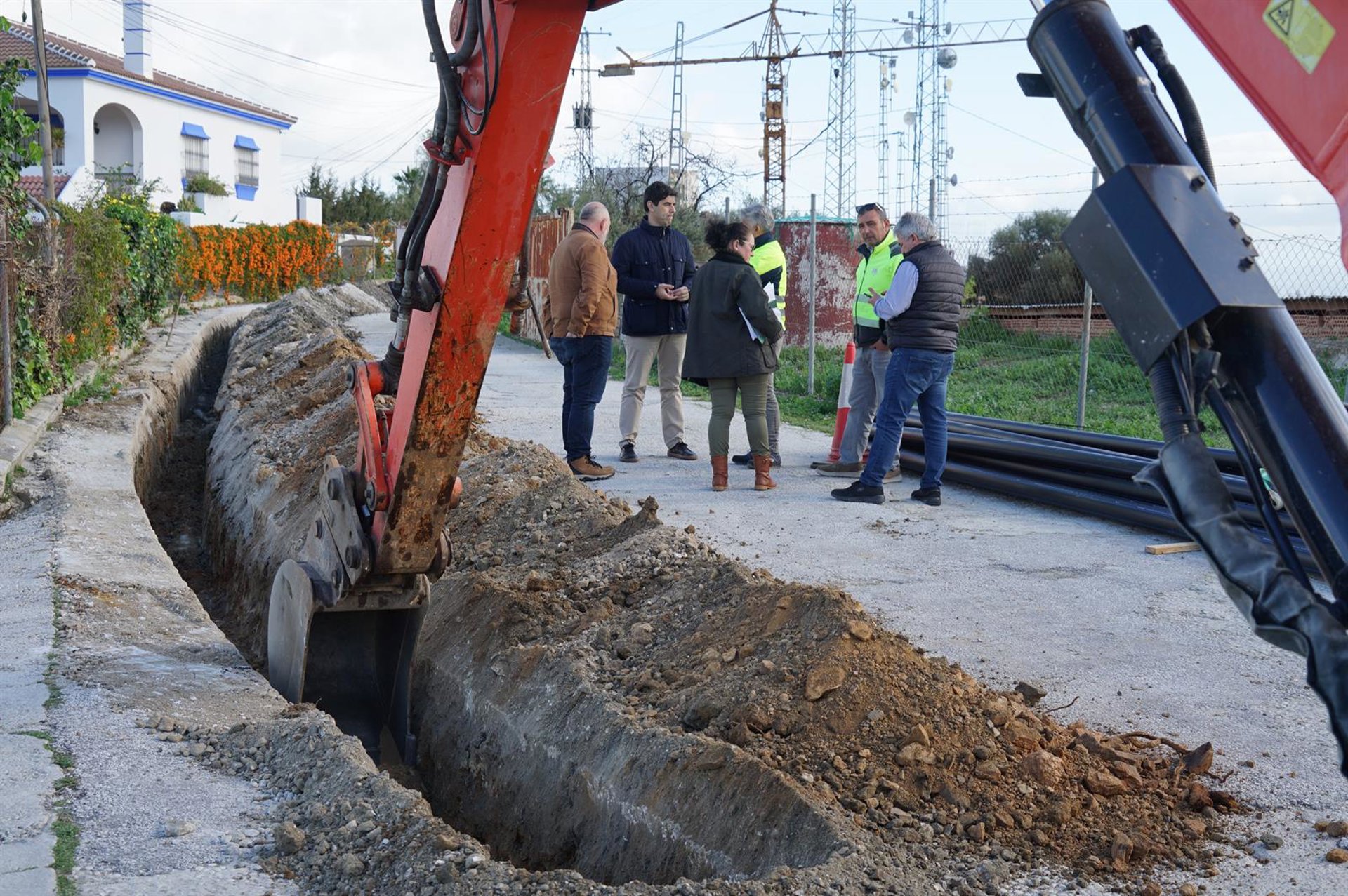 Coín comienza el arreglo del camino del Ejido, uno de los más transitados, con más de 300.000 euros