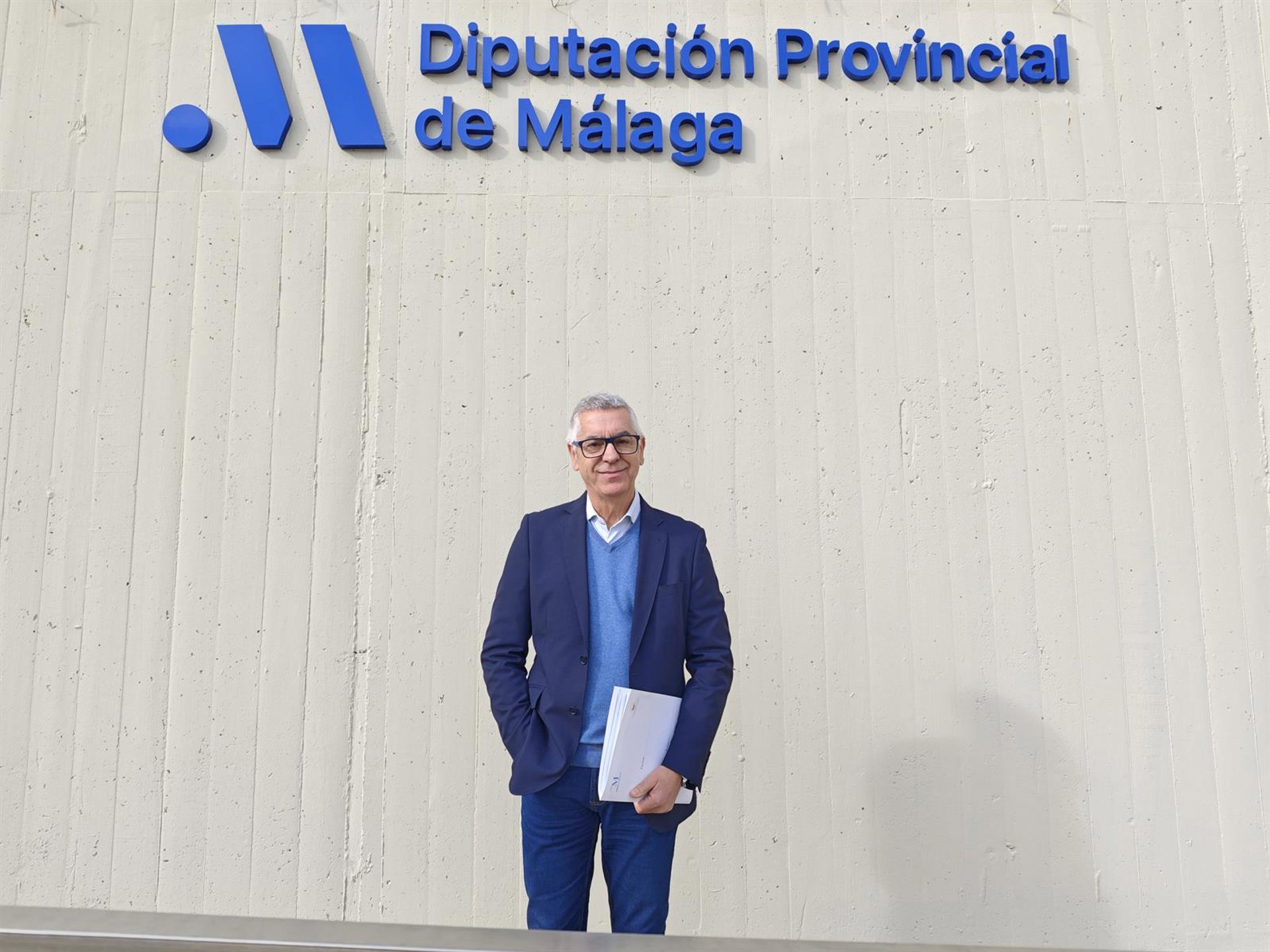 Con Málaga pide "cambio estructural" en política de infraestructuras que "garantice conectividad de pueblos"