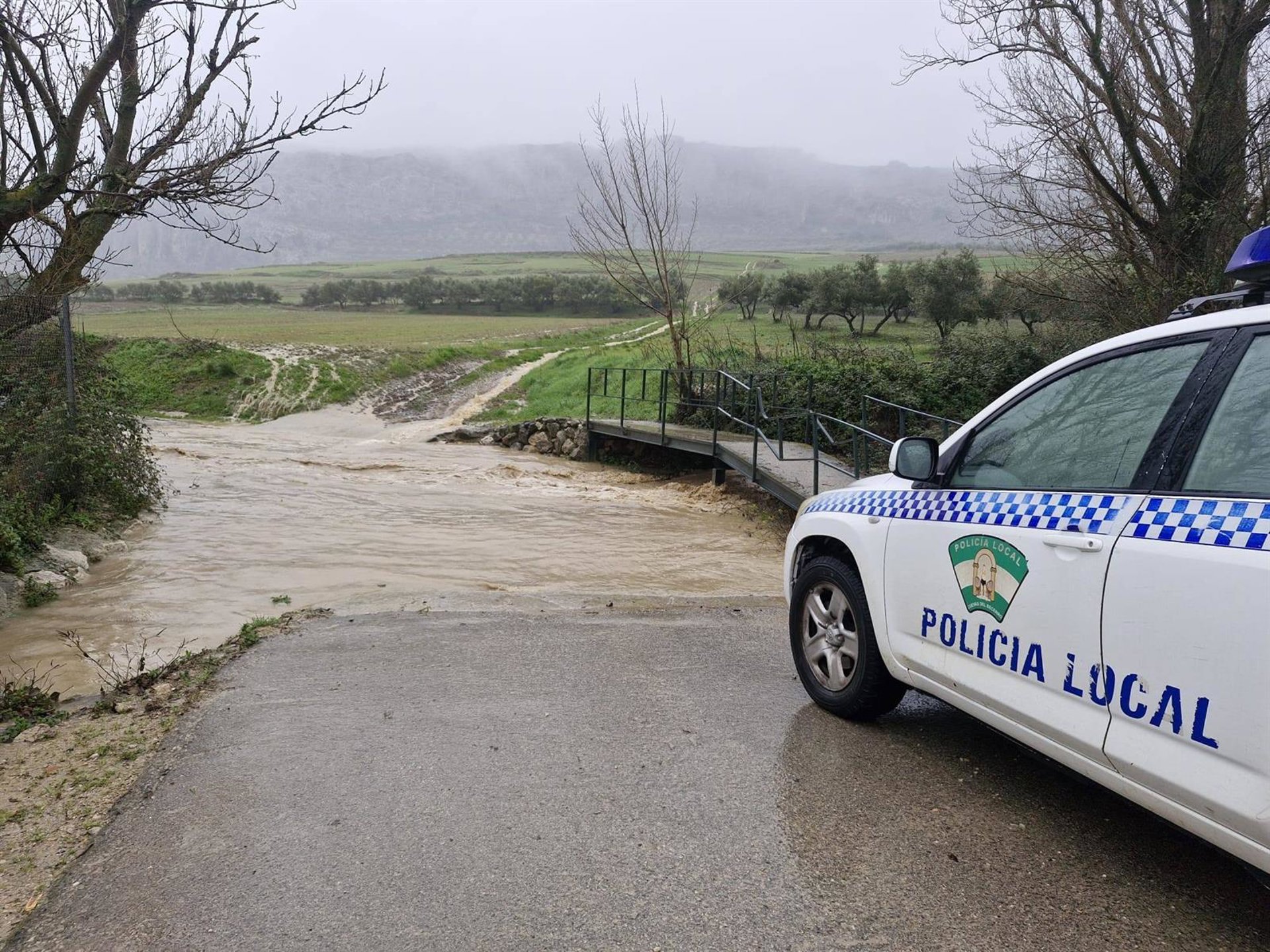 Desalojadas varias viviendas en Cuevas del Becerro por peligro de derrumbe debido al temporal