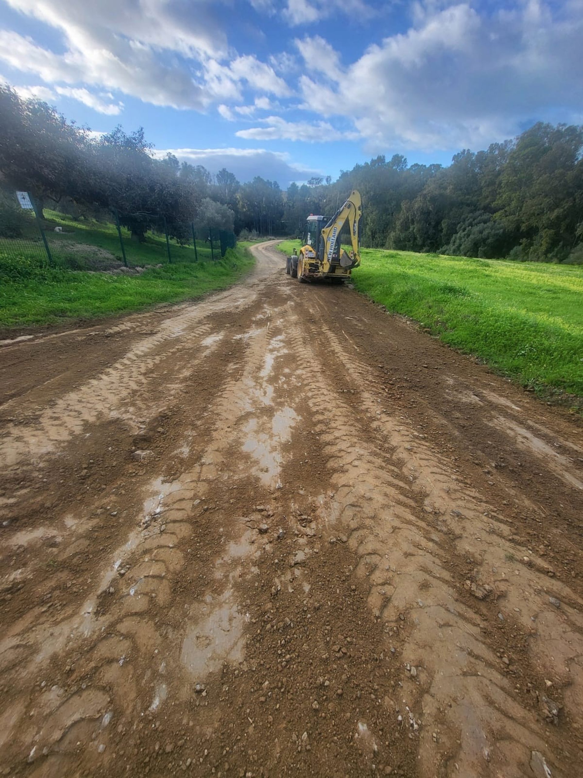 El Ayuntamiento de Mijas lleva a cabo nuevos arreglos en caminos para garantizar accesibilidad