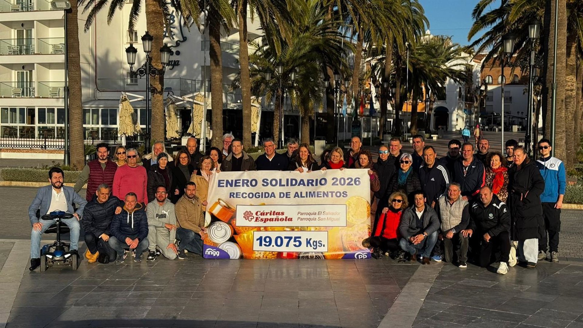 El PP de Nerja entrega 19.075 kilos de alimentos recogidos en su campaña de enero a Cáritas