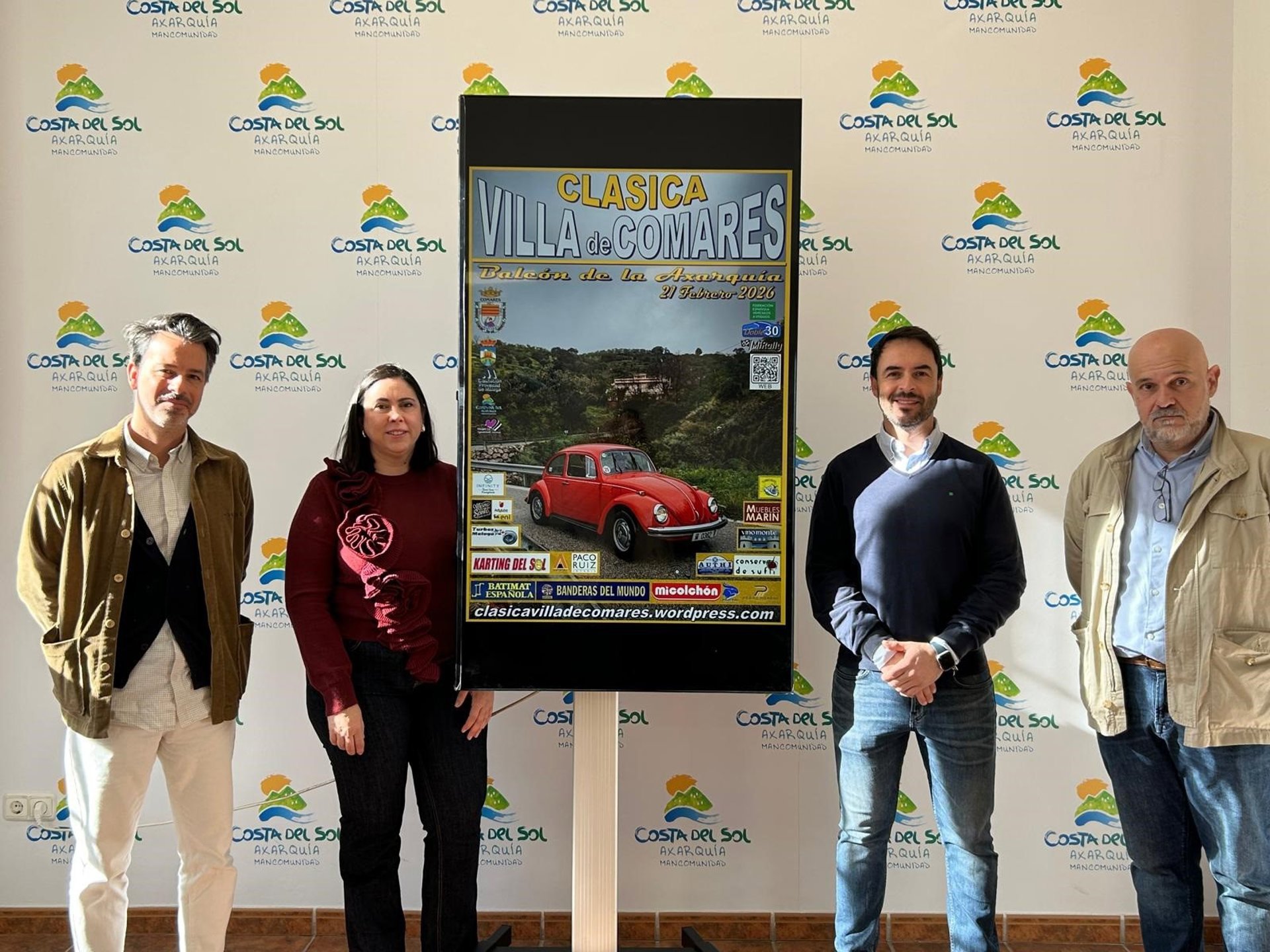 La Clásica Villa de Comares reúne a 65 vehículos históricos que recorrerán las carreteras de la Axarquía
