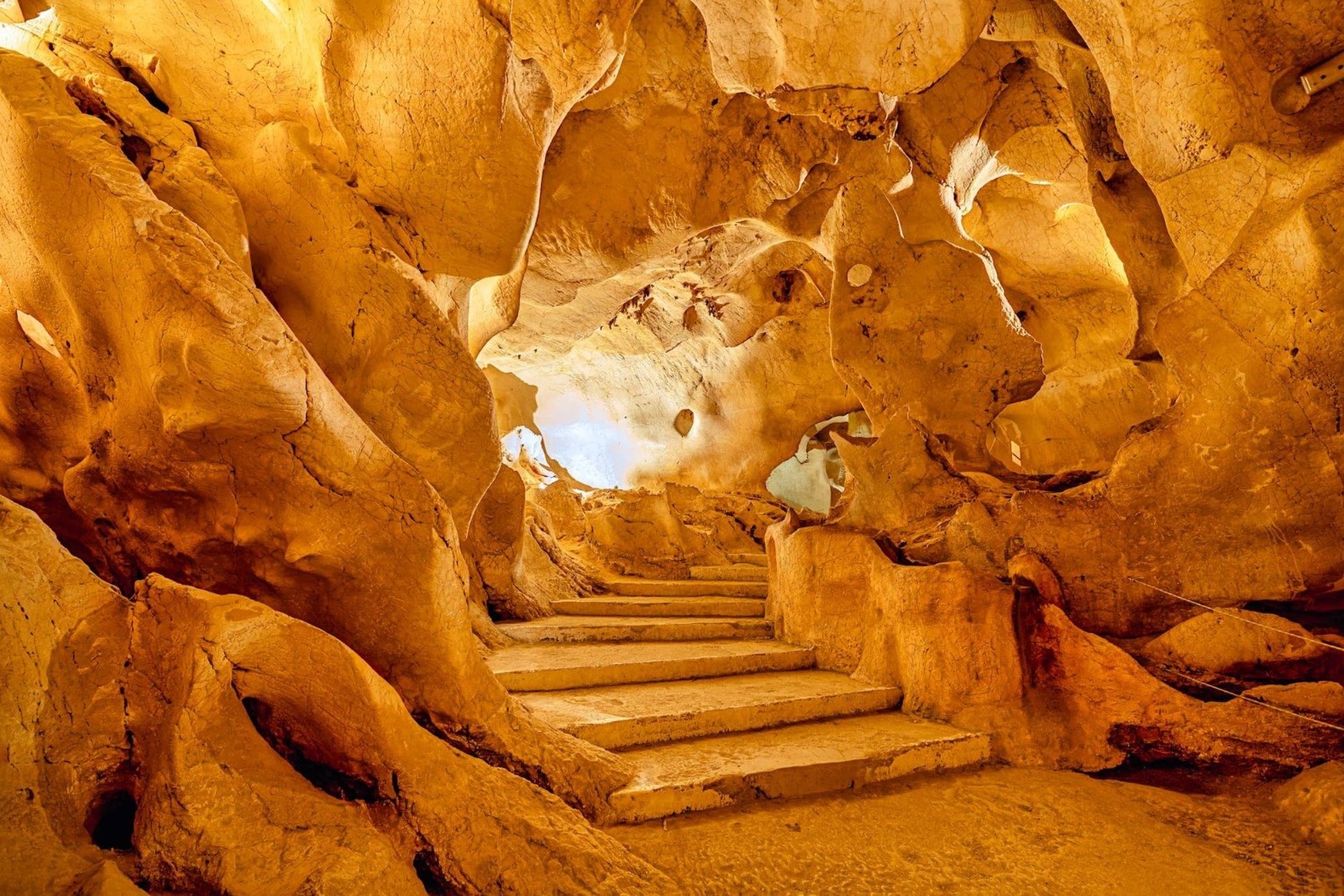 La Cueva del Tesoro de Rincón de la Victoria bate nuevo récord con 146.581 visitas en 2025