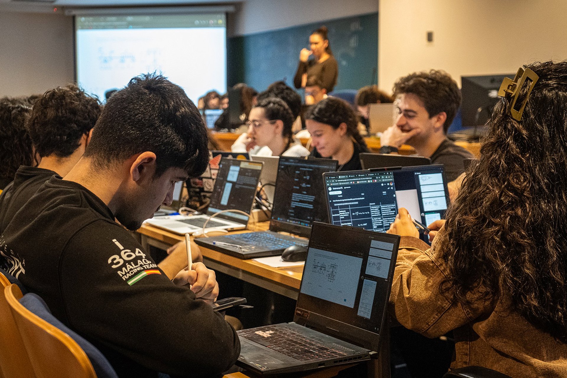 La escudería Mart de la UMA supera las pruebas de acceso y estará en competiciones internacionales