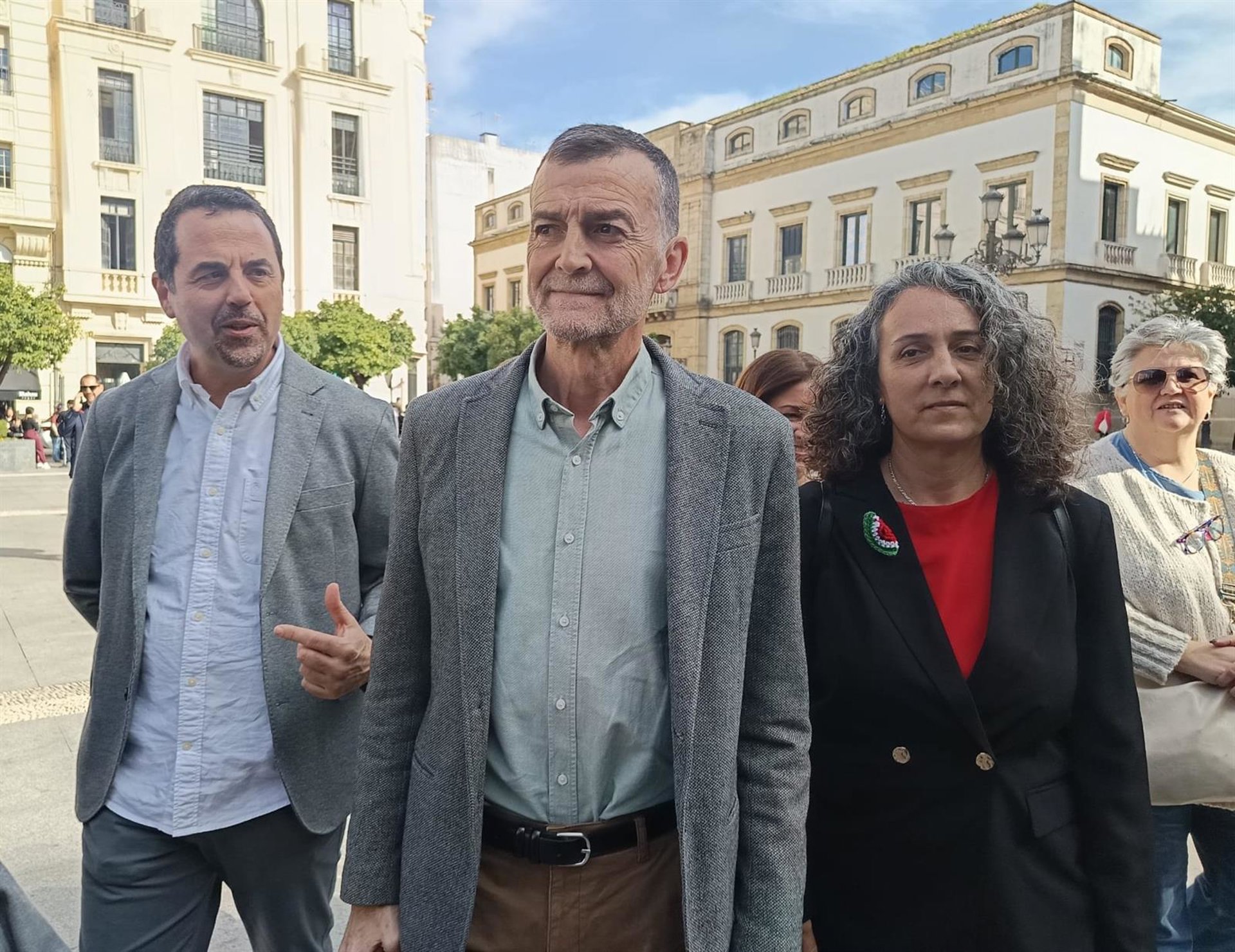 Maíllo destaca que el Gobierno habilitará el reconocimiento como víctima del terrorismo a García Caparrós