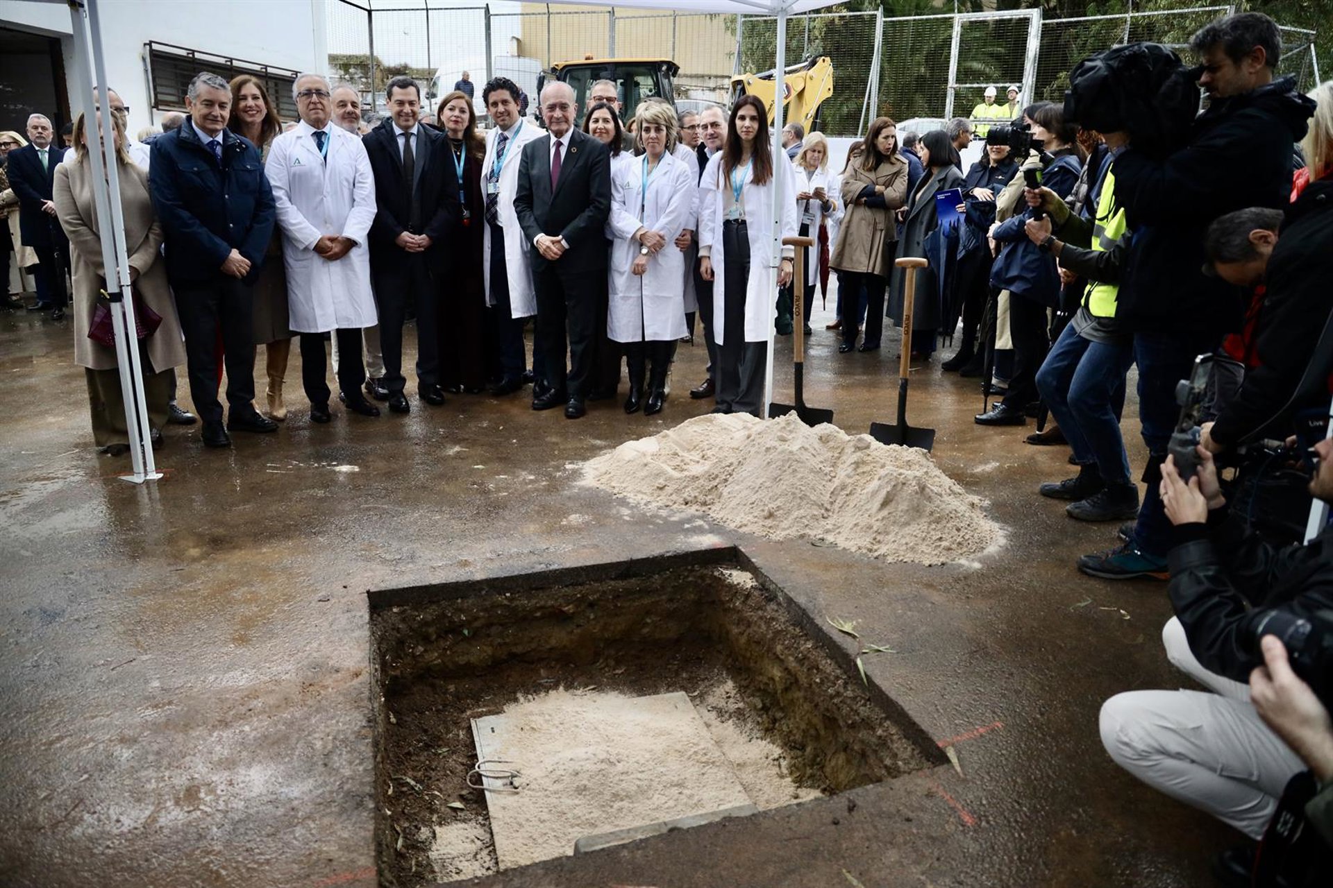 Moreno: El Hospital Virgen de la Esperanza será "el más moderno de España" y atiende "una injusticia de décadas"