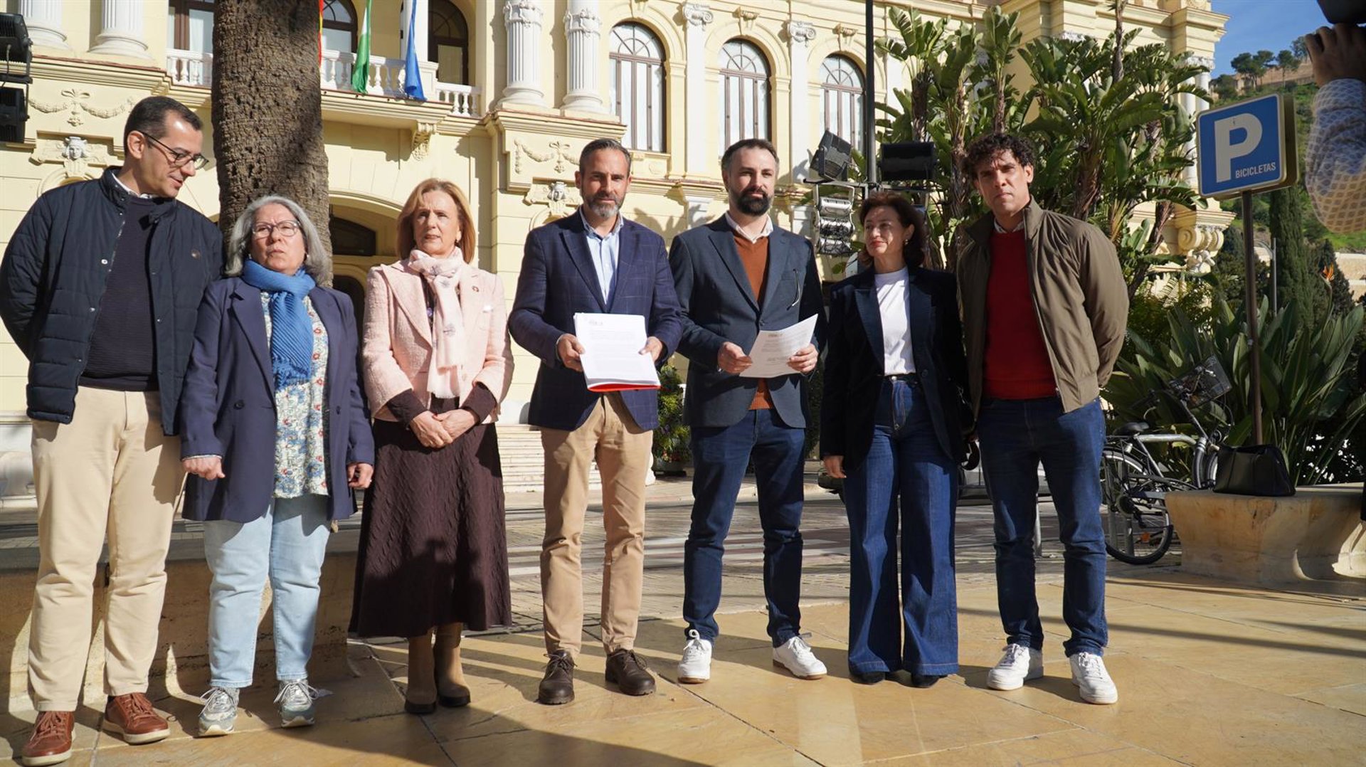 PSOE dice que alcalde "es culpable de expulsión silenciosa de malagueños por vender la ciudad a especuladores"