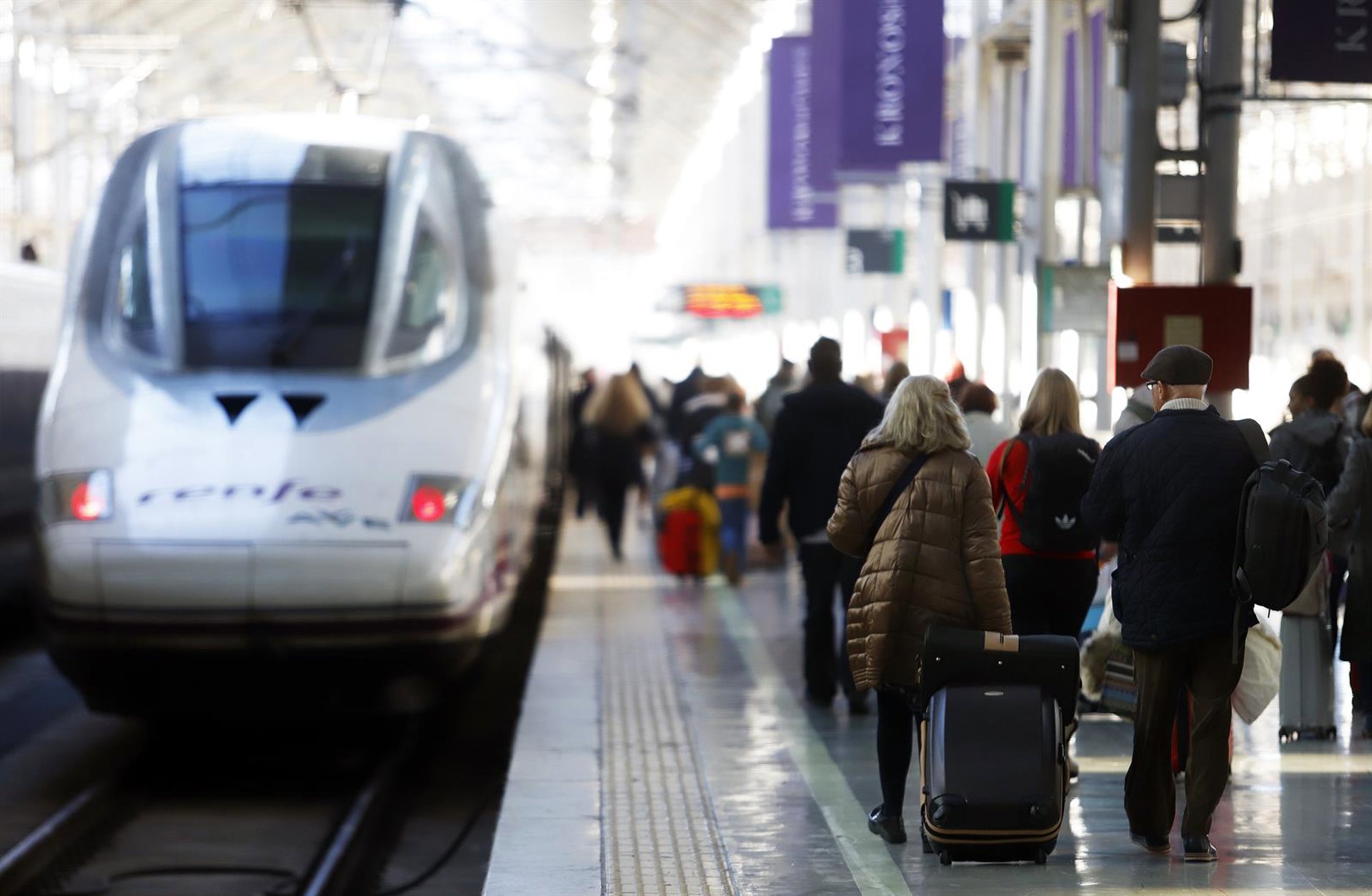Renfe recupera el servicio Málaga-Madrid desde este miércoles, con conexión con Antequera en autobús