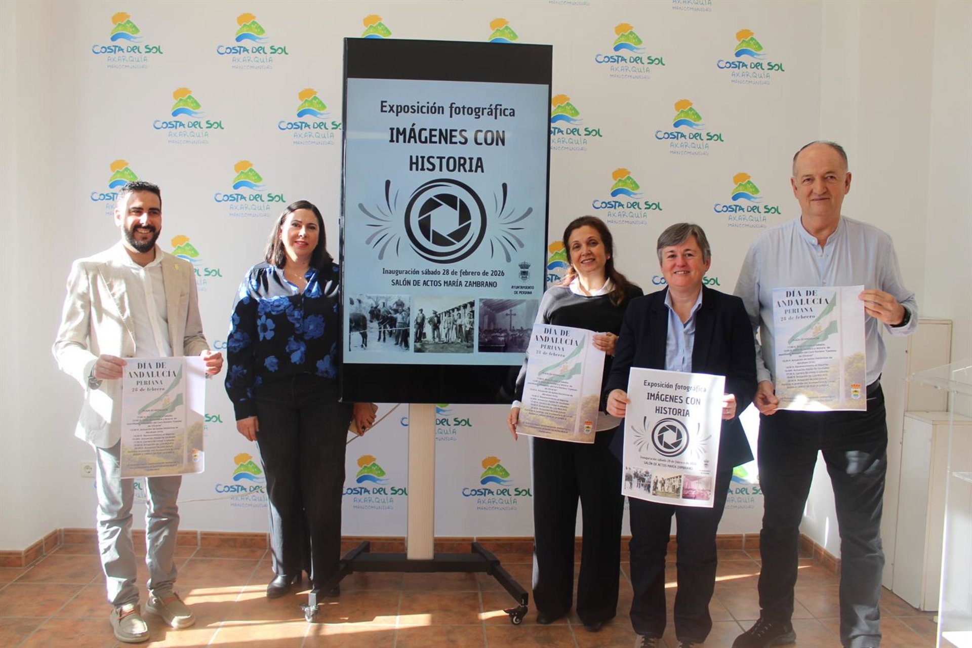 Una muestra de 60 fotografías cuenta la vida de Periana desde el terremoto de 1884 hasta la década de los 70