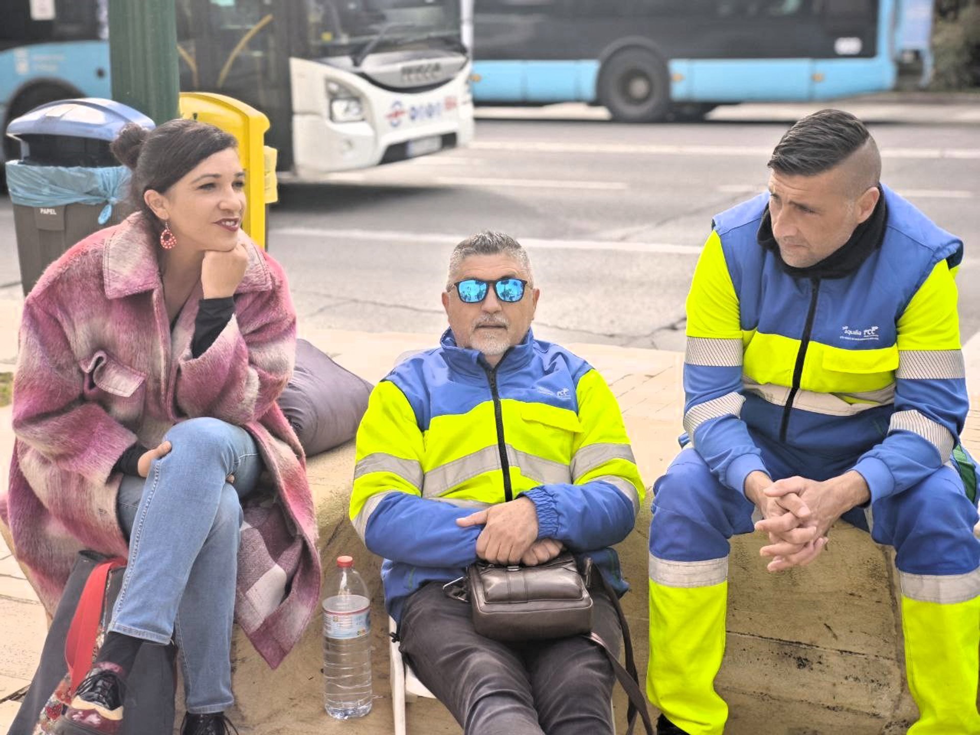 Con Málaga pide al alcalde que "mueva ficha" ante inicio de una huelga de hambre en el servicio de saneamiento