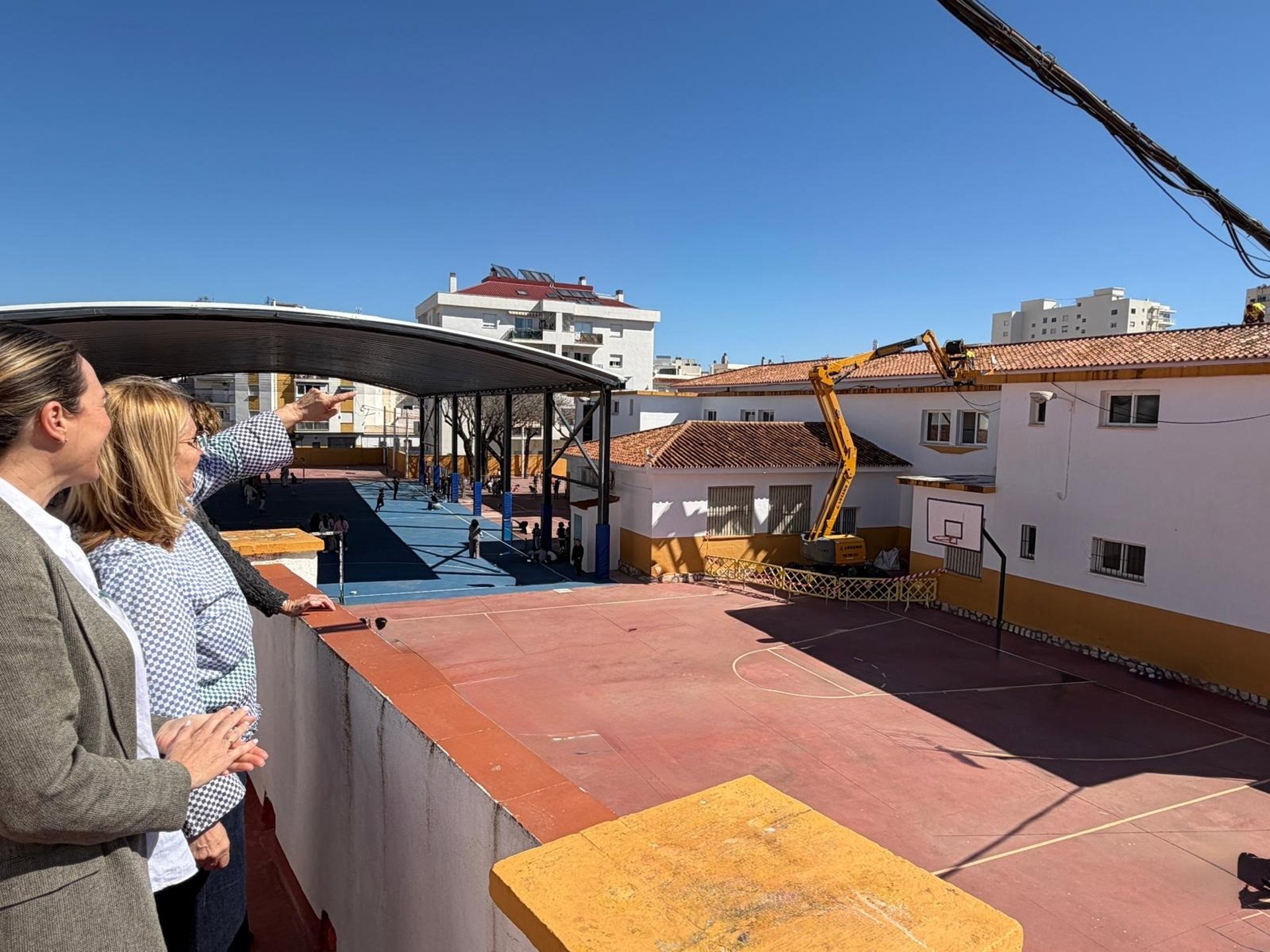 El Ayuntamiento de Fuengirola impulsa obras de rehabilitación en once colegios