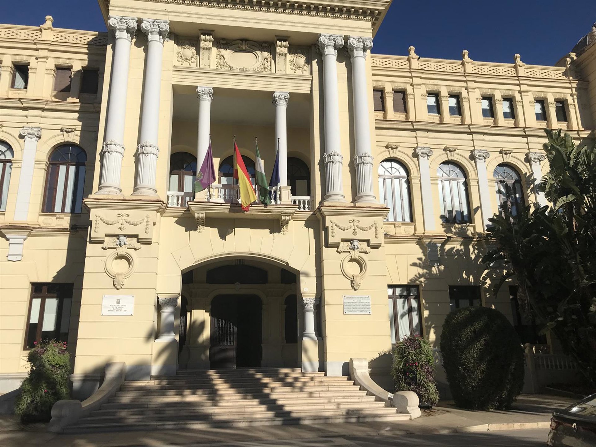 El Ayuntamiento inicia actuaciones de mejora en cuatro colegios con una inversión cercana a 390.000 euros