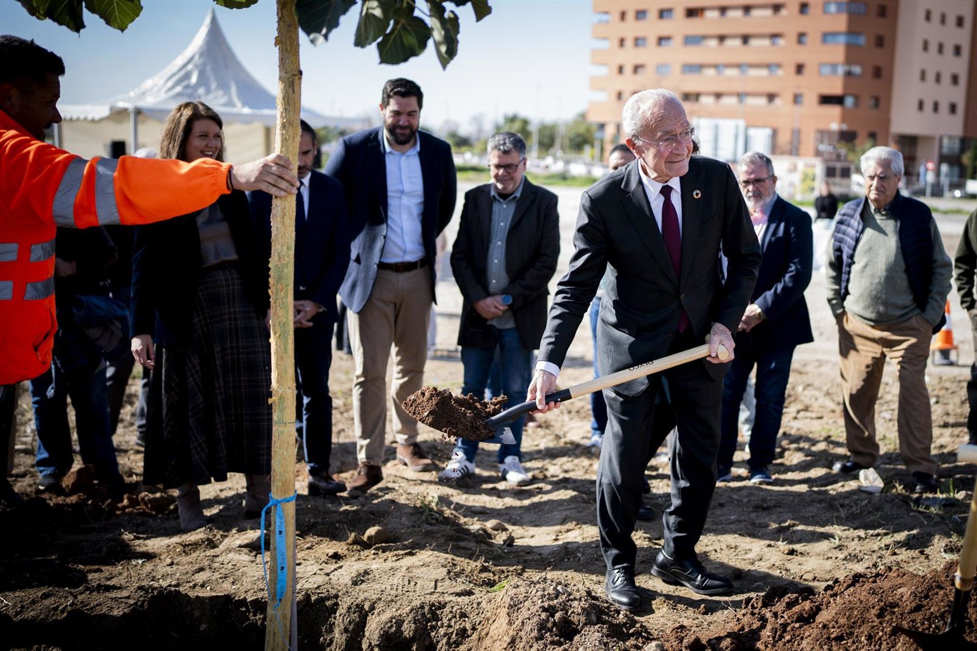 El Ayuntamiento inicia las obras del nuevo parque de Frank Capra en el distrito Teatinos