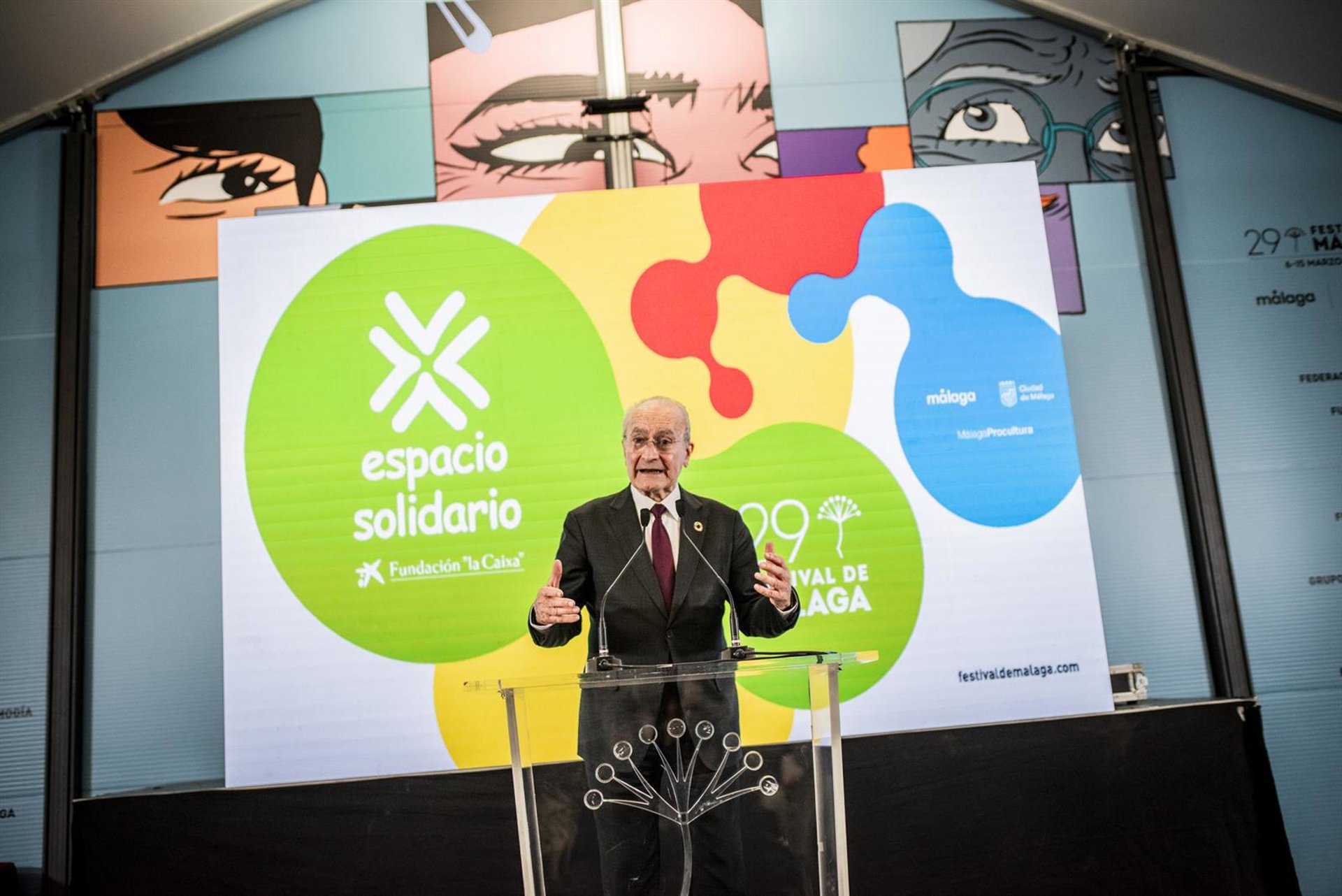 El Festival de Málaga inaugura la octava edición del Espacio Solidario en la Plaza de la Merced