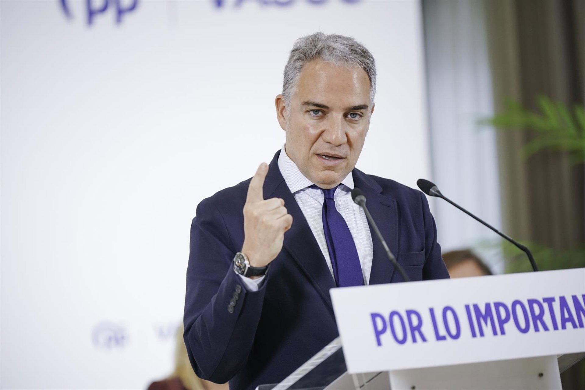 El PP exige al Ejecutivo que aplique "tarifa plana" de la AP-9 y que no suba peajes en Semana Santa y verano
