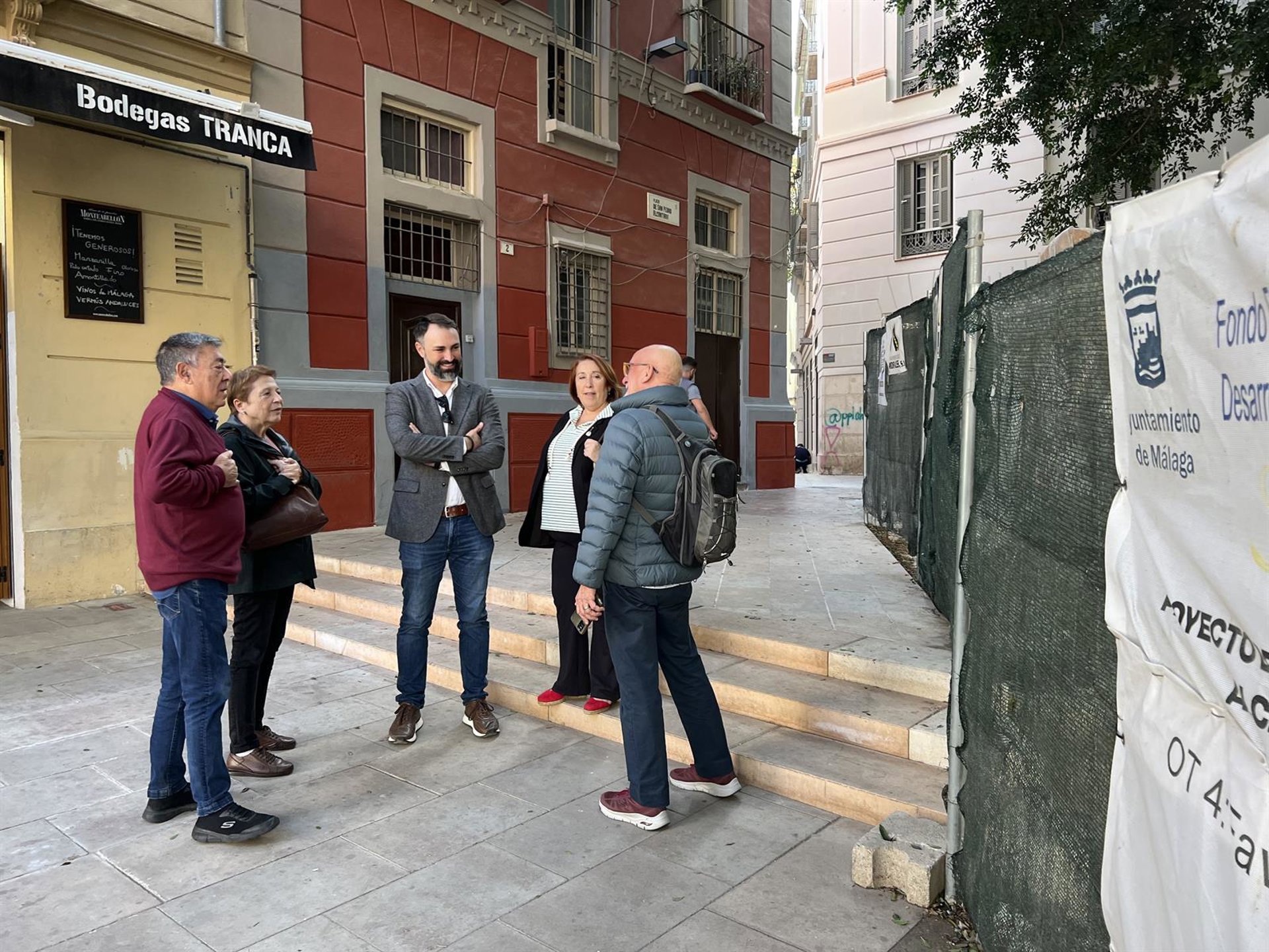 El PSOE acusa a Ayuntamiento de Málaga de "despilfarrar" casi 600.000 euros con la Plaza de San Pedro Alcántara