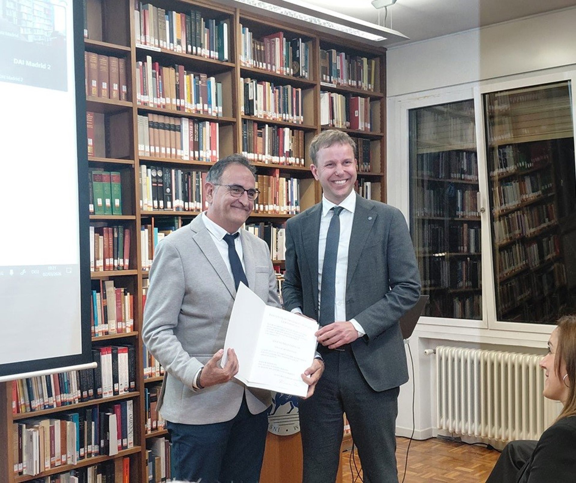 El profesor de Prehistoria de la UMA José Suárez ingresa en el Instituto Arqueológico Alemán de Madrid