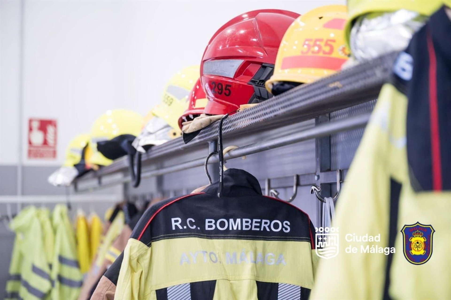 Herido un hombre en el incendio de una vivienda en Málaga