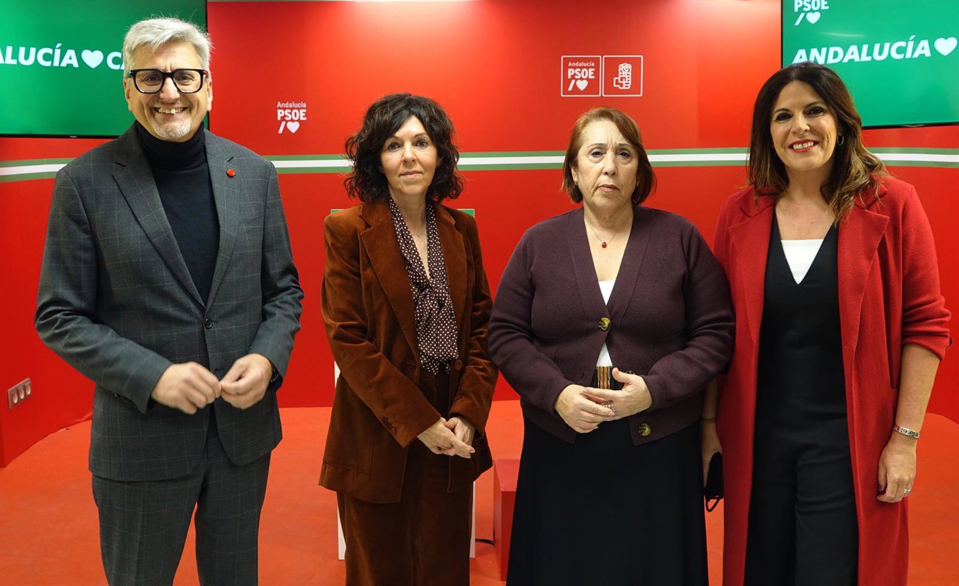 PSOE avisa de "destrozo" de Moreno a sanidad pública y que en elecciones andaluzas "estará en juego modelo"