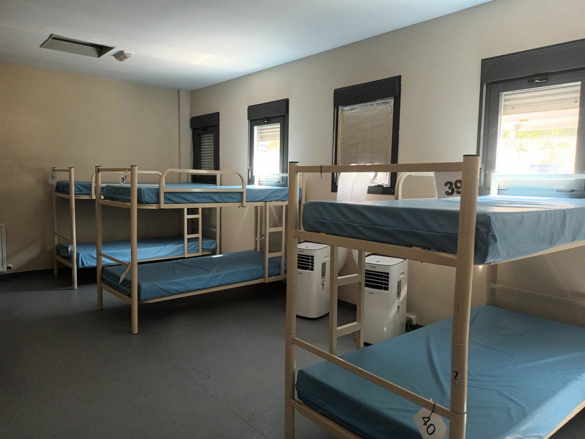 Publicada la adjudicación del servicio de atención a personas sin hogar a través del proyecto Puerta Única