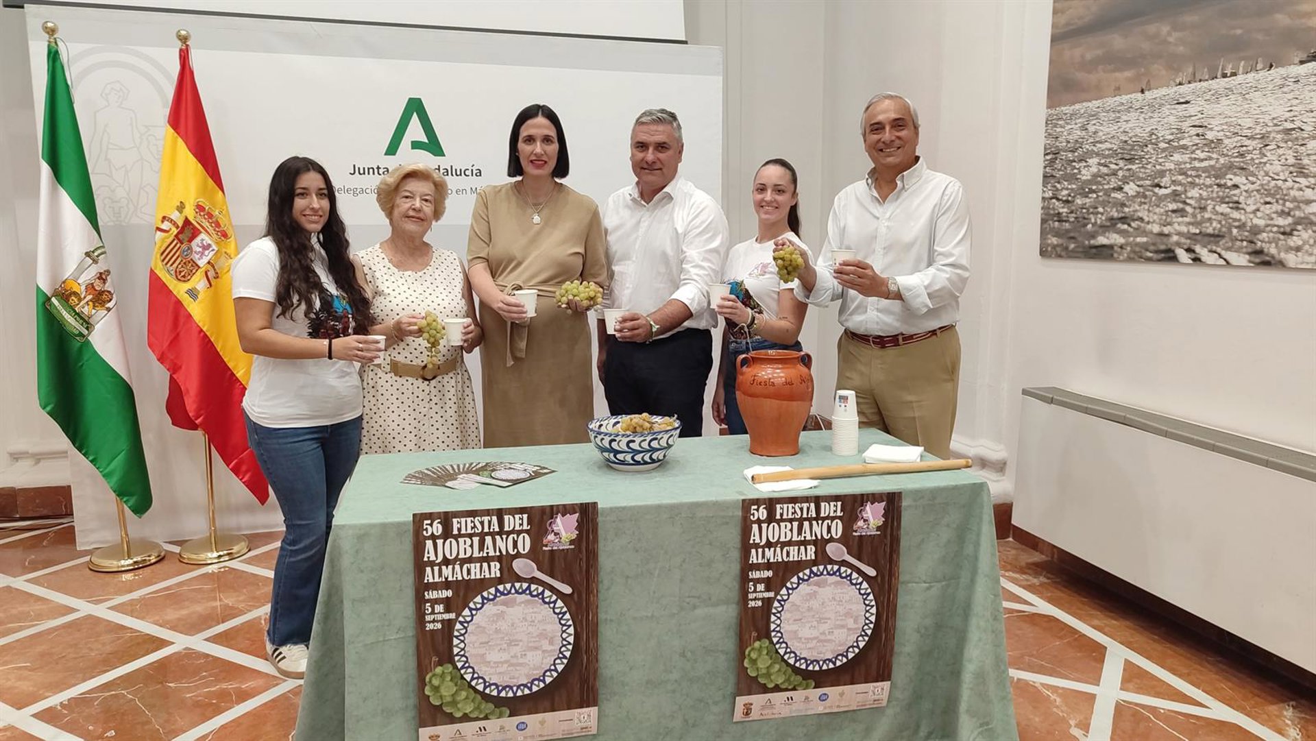 Almáchar se prepara para la celebración de la 56 Fiesta del Ajoblanco este sábado