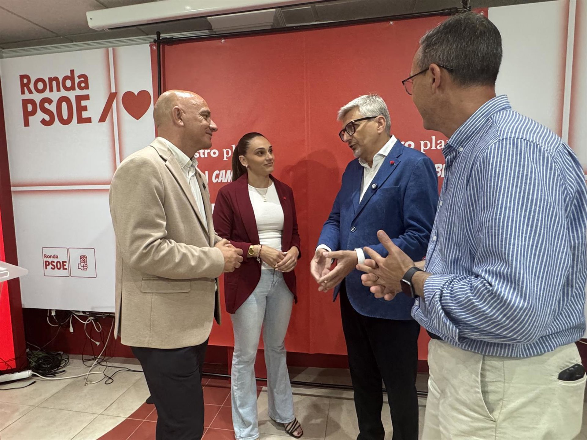 El PSOE dotará "con más profesionales y recursos el Hospital de Ronda"