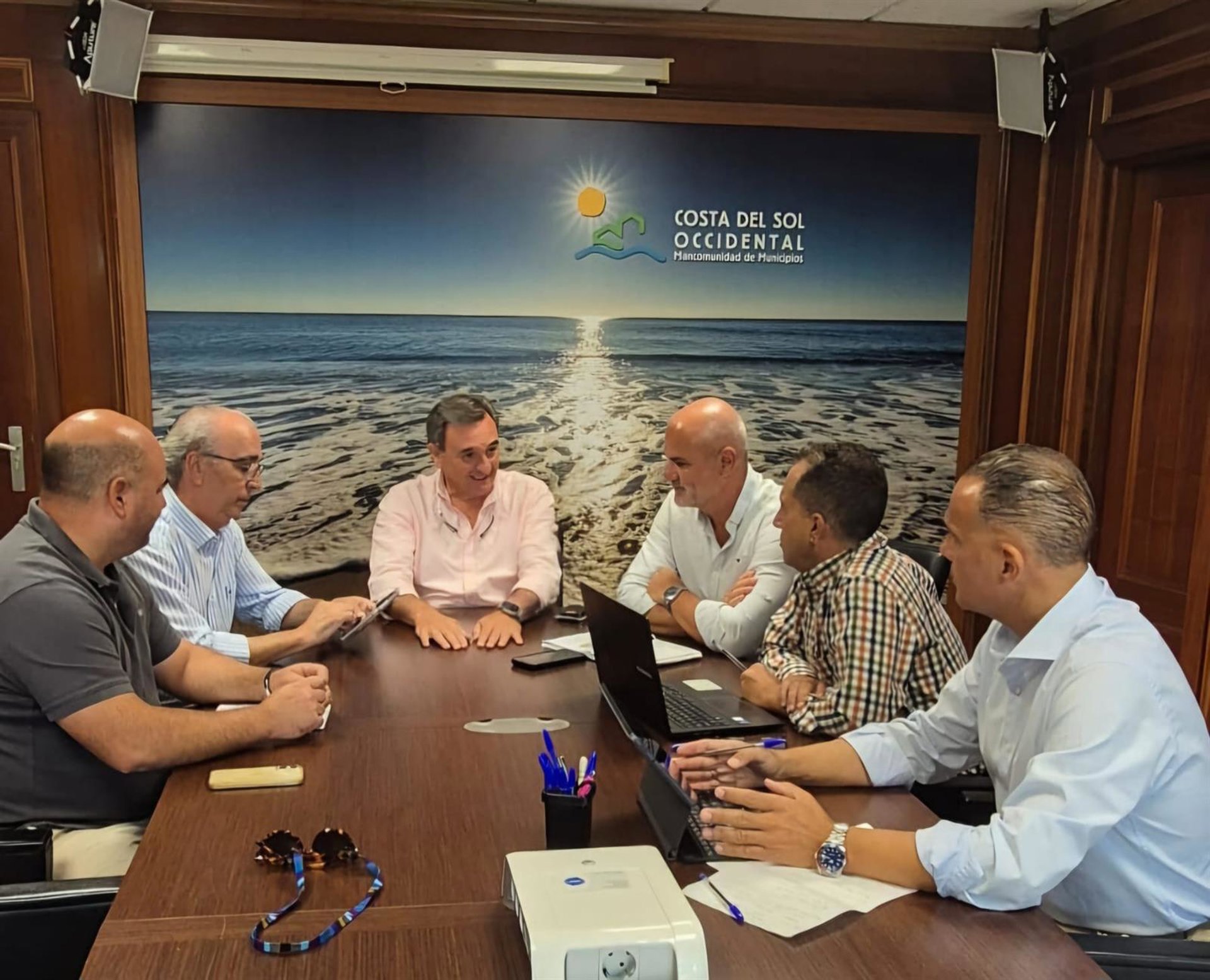 La Mancomunidad de Municipios de la Costa del Sol Occidental busca soluciones frente al alga asiática